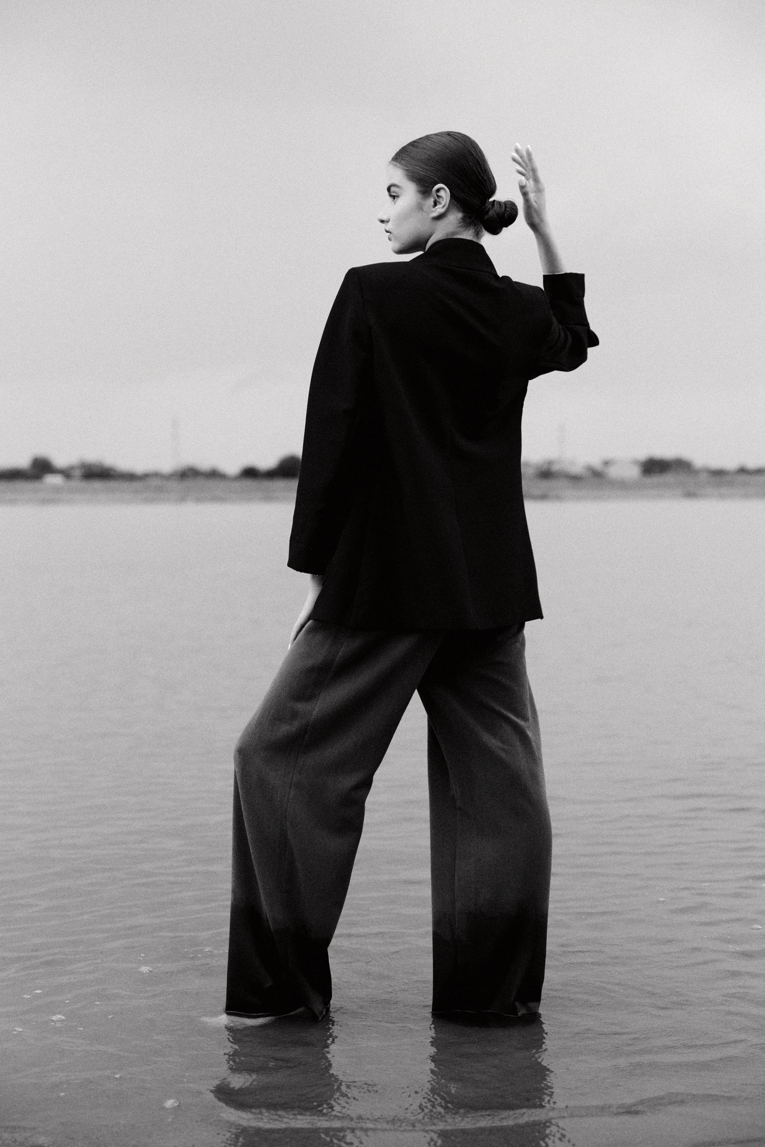 Black chair. Фотограф Елизавета Воронина