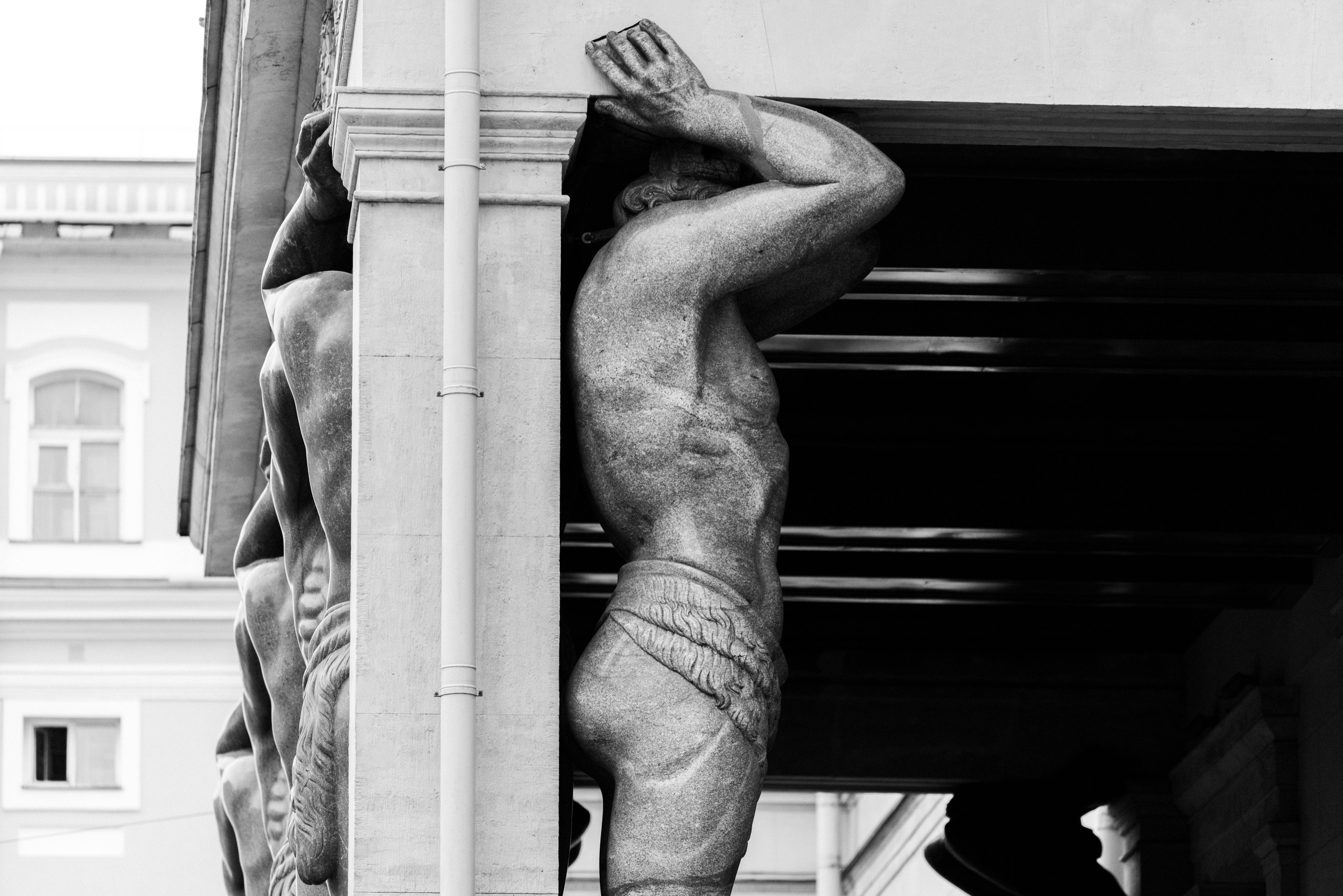 Атланты. Фотограф Балаев Михаил