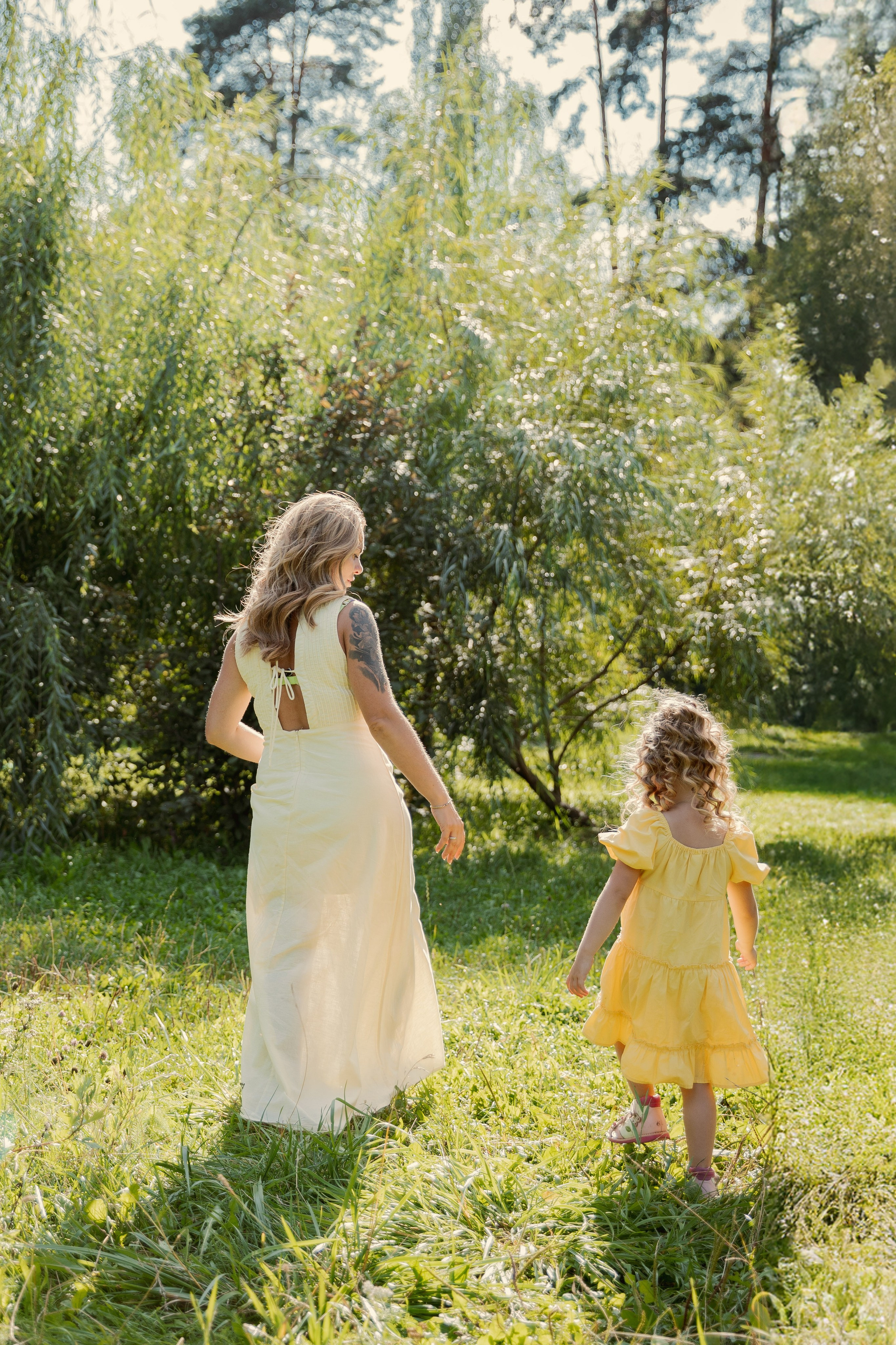 Мама и дочка на прогулке. Индивидуальный и семейный фотограф Ирина Москвичёва