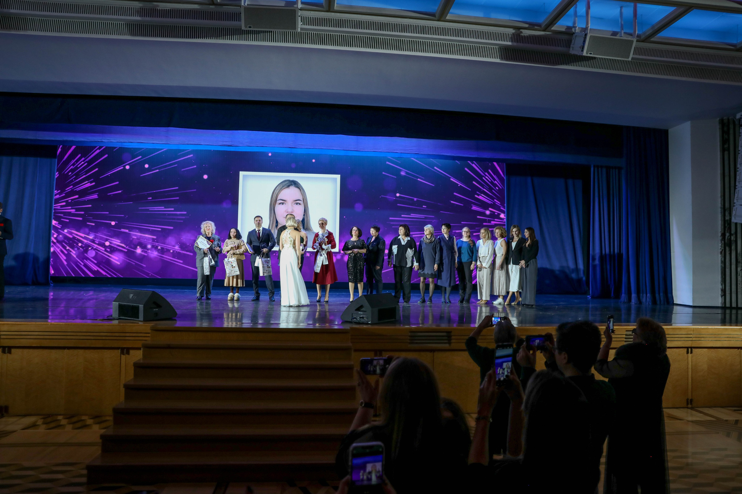 Фоторепортаж. Москва. ГКД. Церемония вручения премии «Будем жить». Индивидуальный и семейный фотограф Ирина Москвичёва