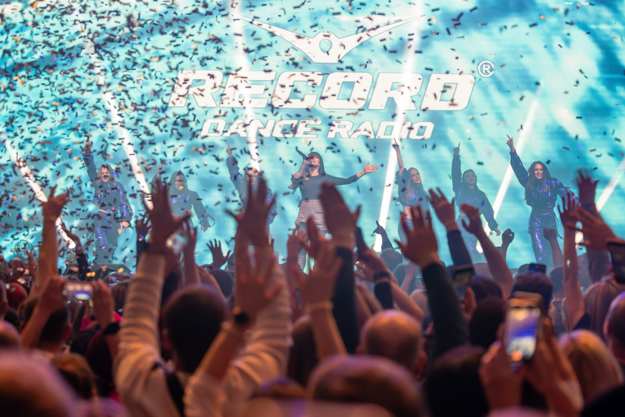 Супердискотека 90-х в Самаре • 9 марта. Фотограф в Самаре Максим Тырин