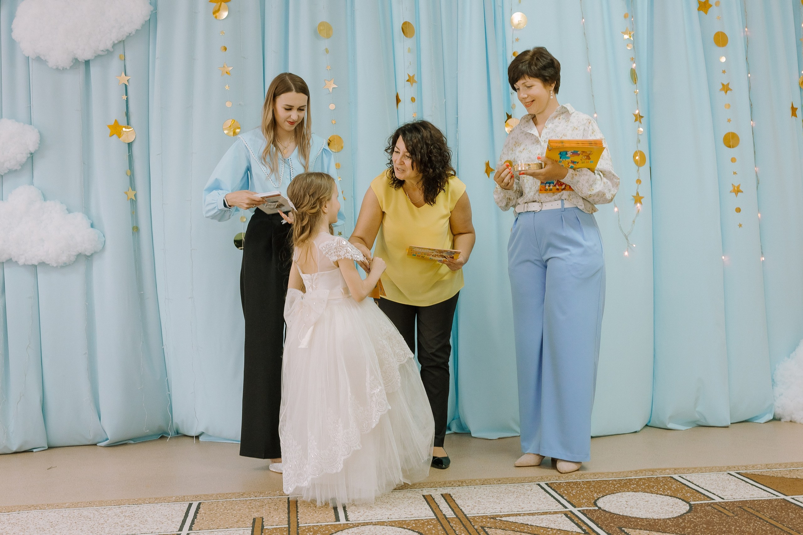 Выпускной в ДС -29. Выпускные альбомы Натальи Бутко: Новороссийск, Анапа, Геленджик