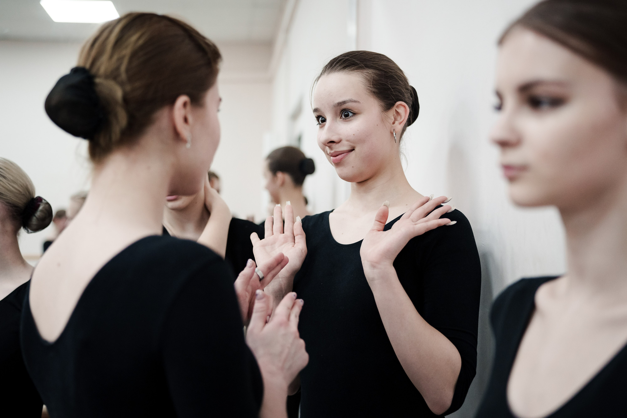 Ярилица — тренировка коллектива в зале. Репортажный фотограф Сергей Сажин г. Ярославль
