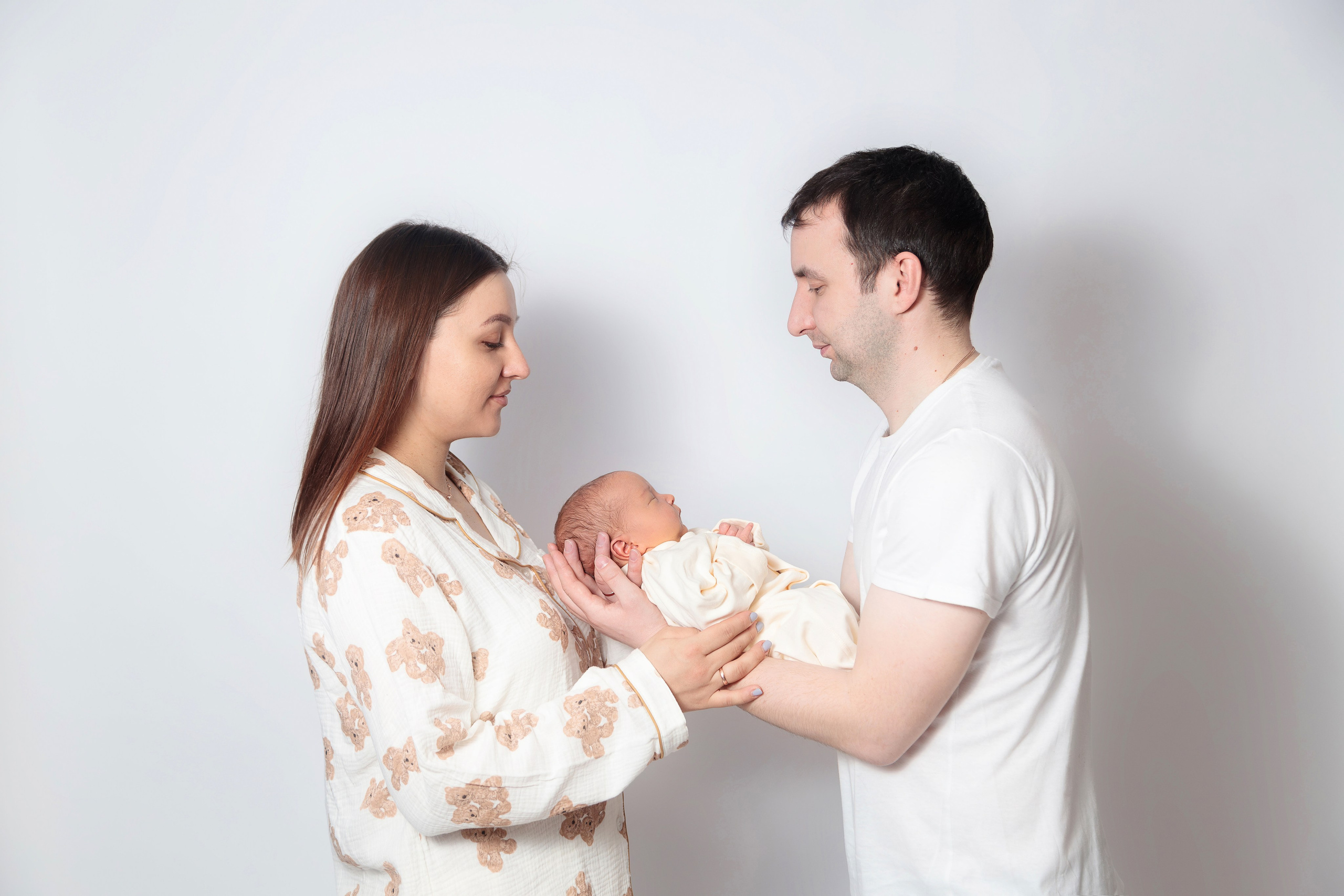 Семейная Съёмка с новорожденным. Семейный Фотограф в Красноярске Крохалев Сергей