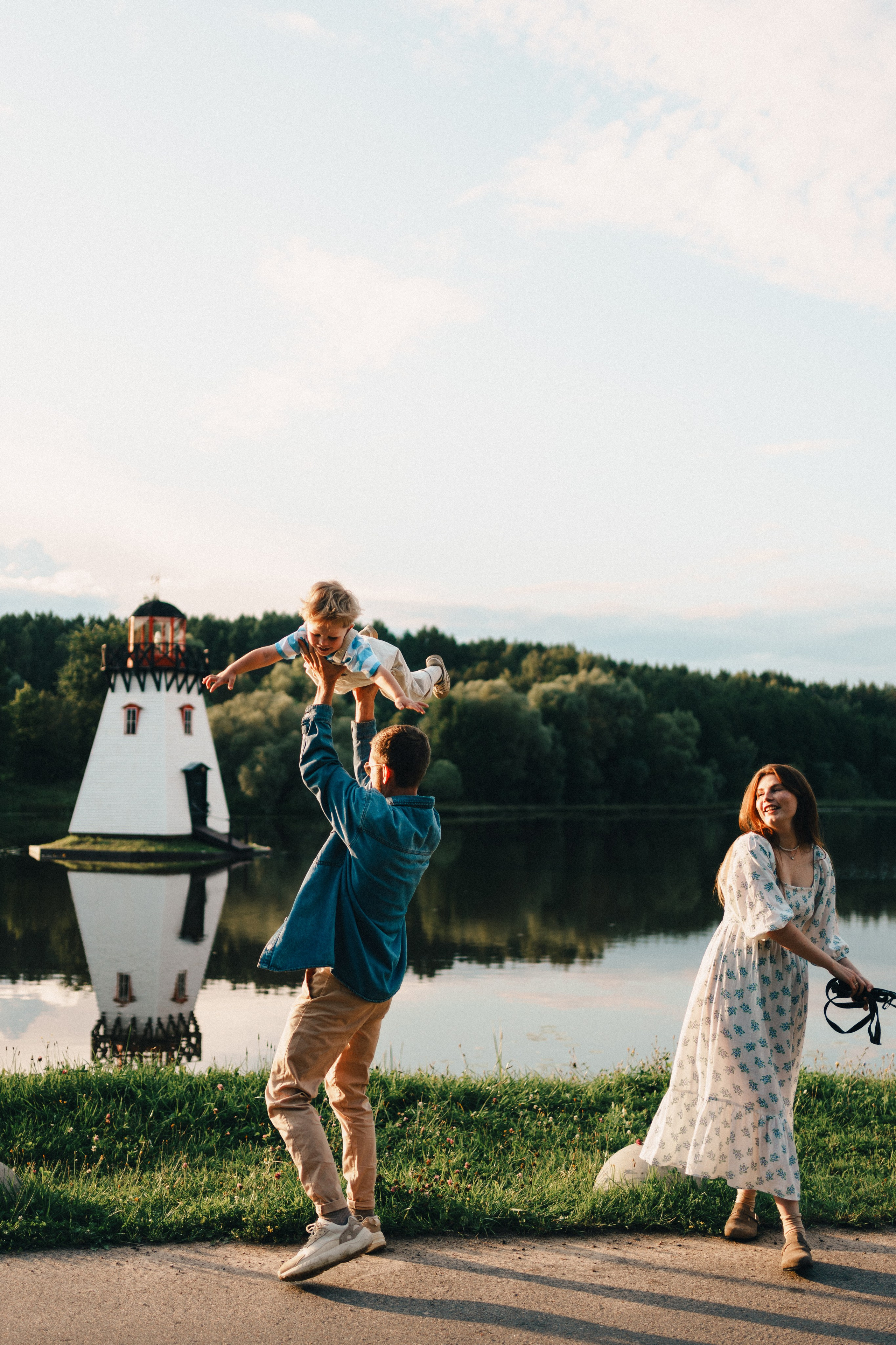 Возле маяка. Семейный и детский фотограф и видеограф в Москве, Серпухове и Тарусе Валерия Сорокина