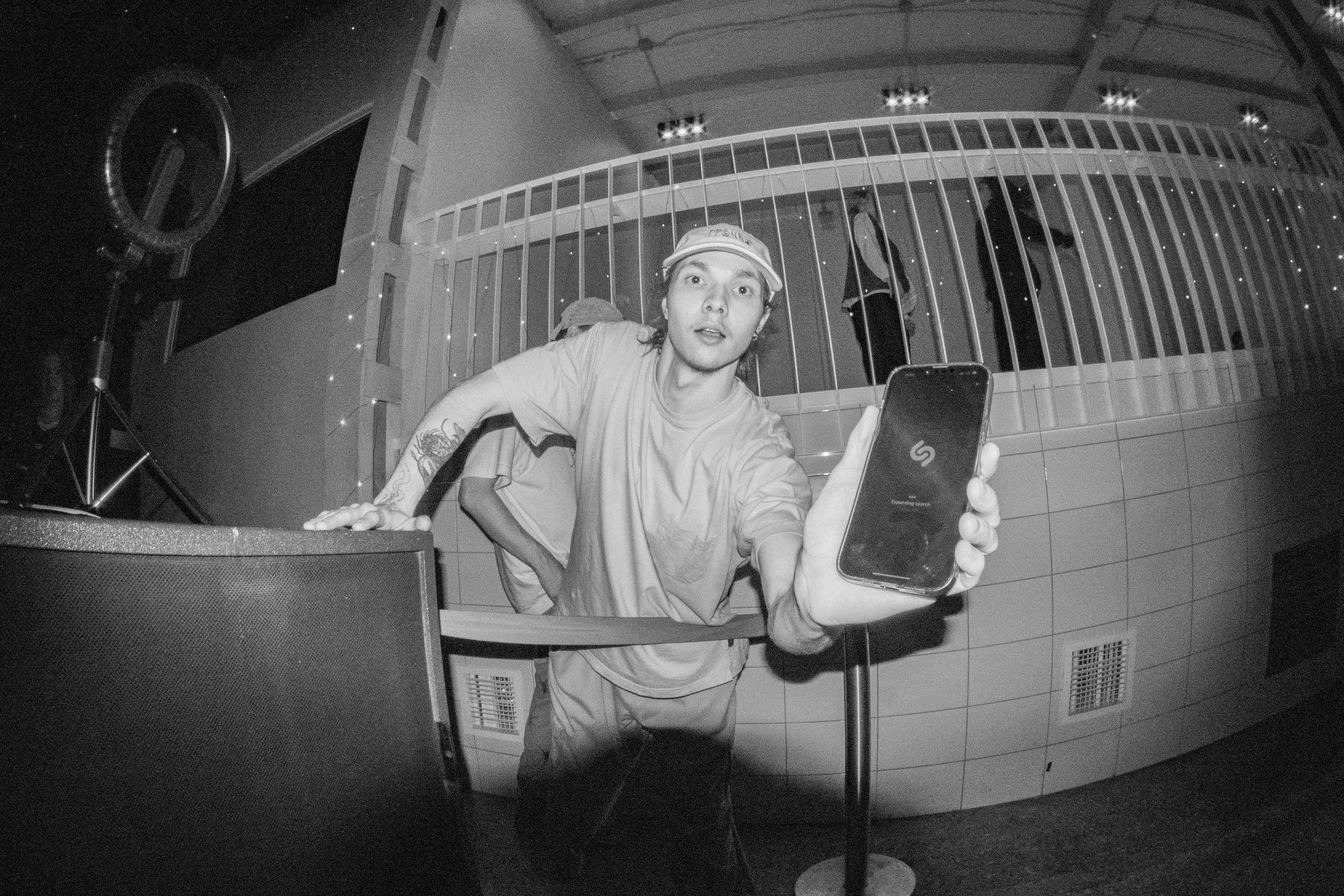 LORDS OF THE UNDERGROUND 27/10/25 (@youlovebu). Соня бу тебя сфоткала
