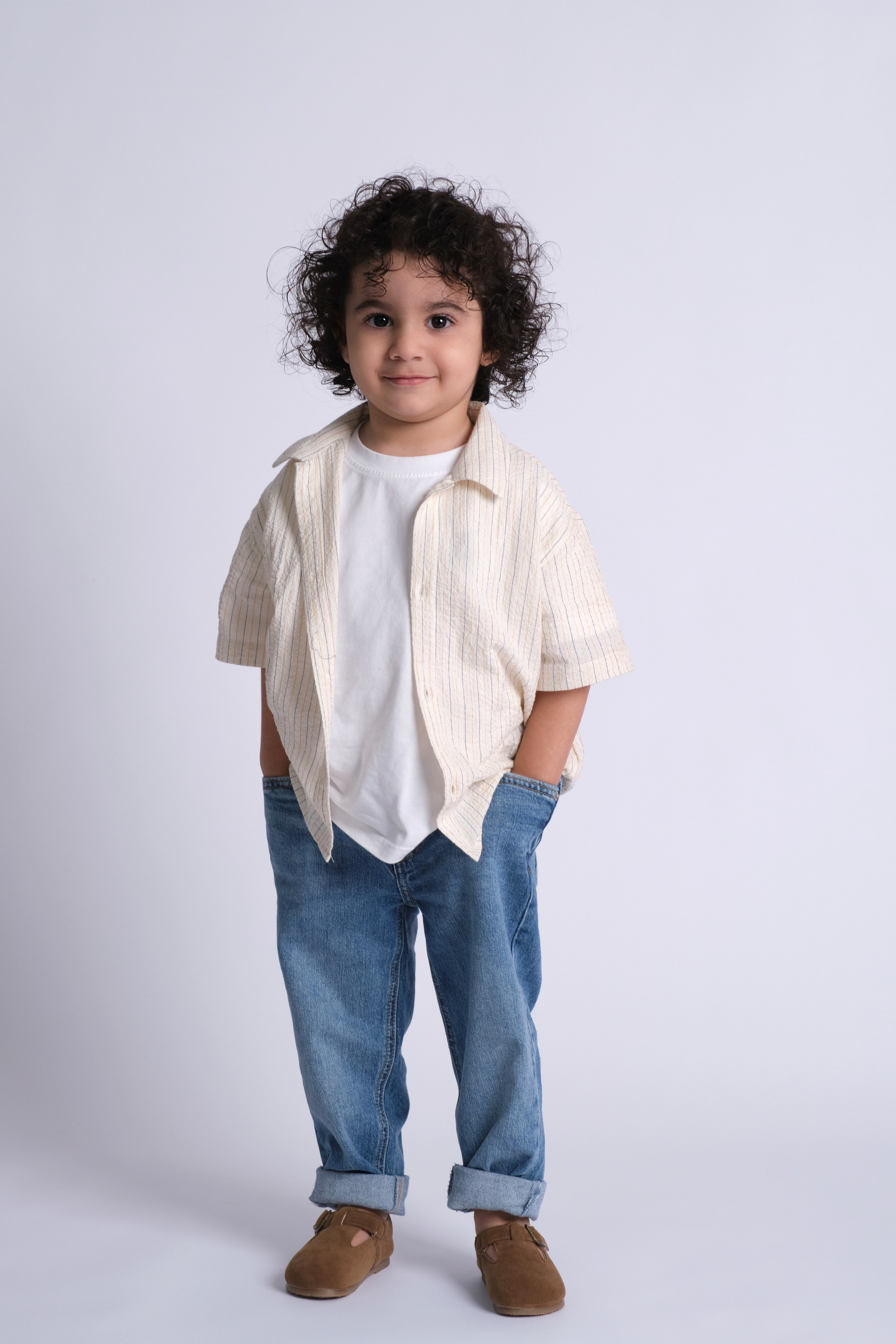 Лилит с прекрасными парнями