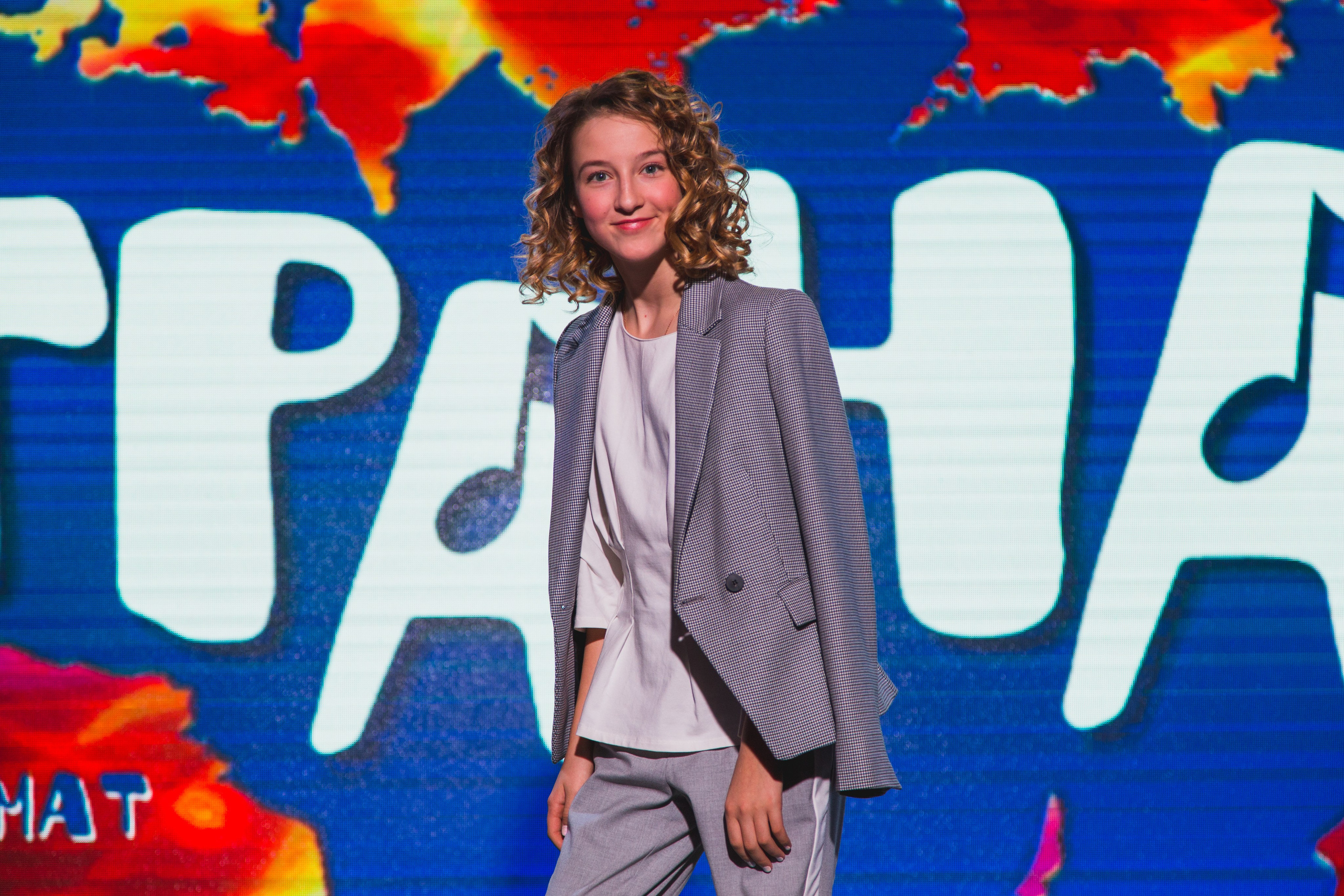 О2ТВ группа СТРАНА. Видеооператор/Фотограф Николай Завьялов