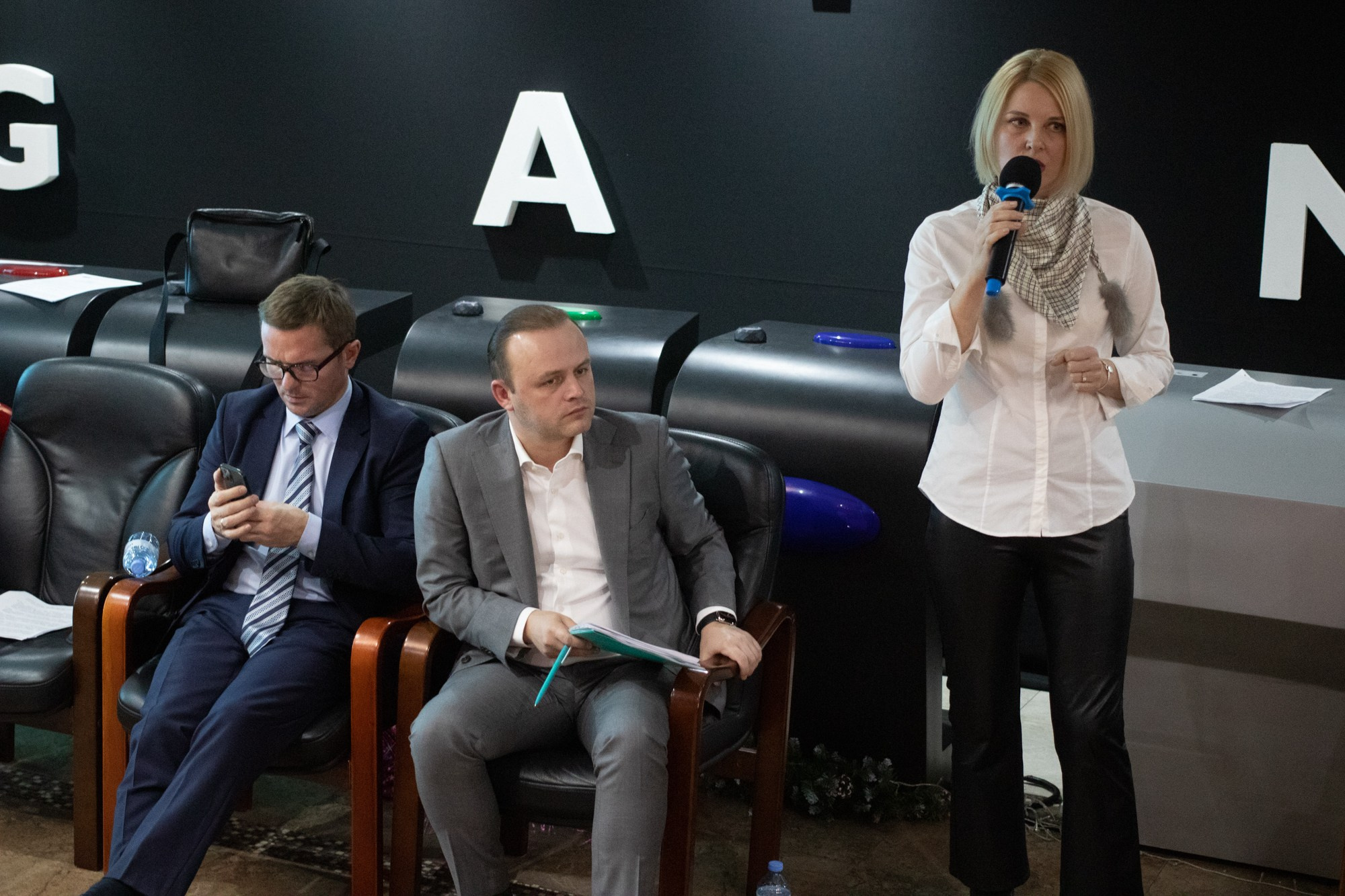 Встреча с Владиславом Даванковым и «Опора России». Репортажный, промышленный и маркетплейс-фотограф Дмитрий Чернат