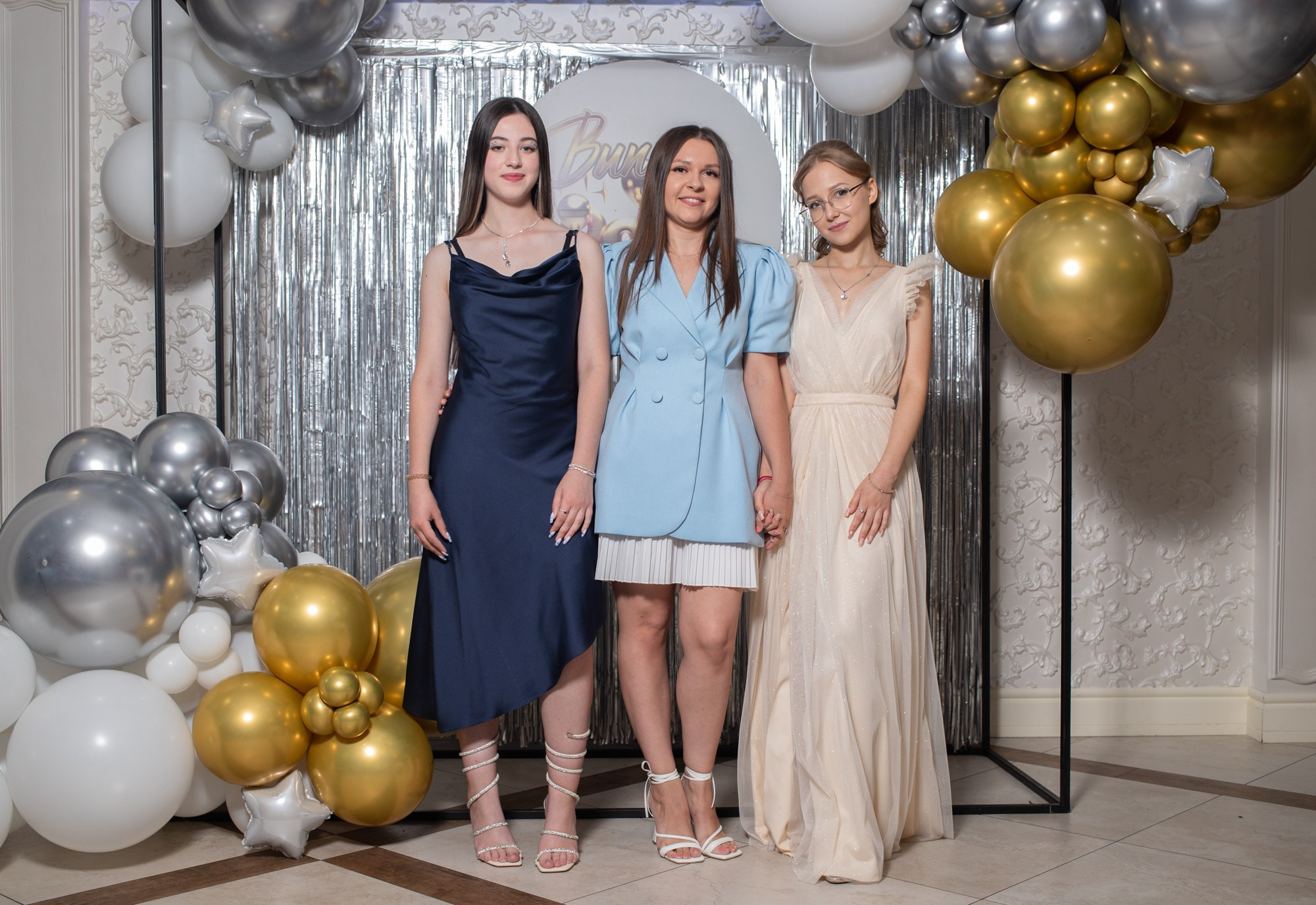 Выпускной 9-й класс. Репортажный, промышленный и маркетплейс-фотограф Дмитрий Чернат