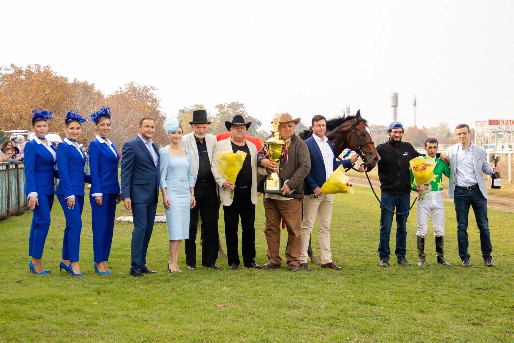 Закрытие скакового сезона на Краснодарском ипподроме. Репортажный, промышленный и маркетплейс-фотограф Дмитрий Чернат