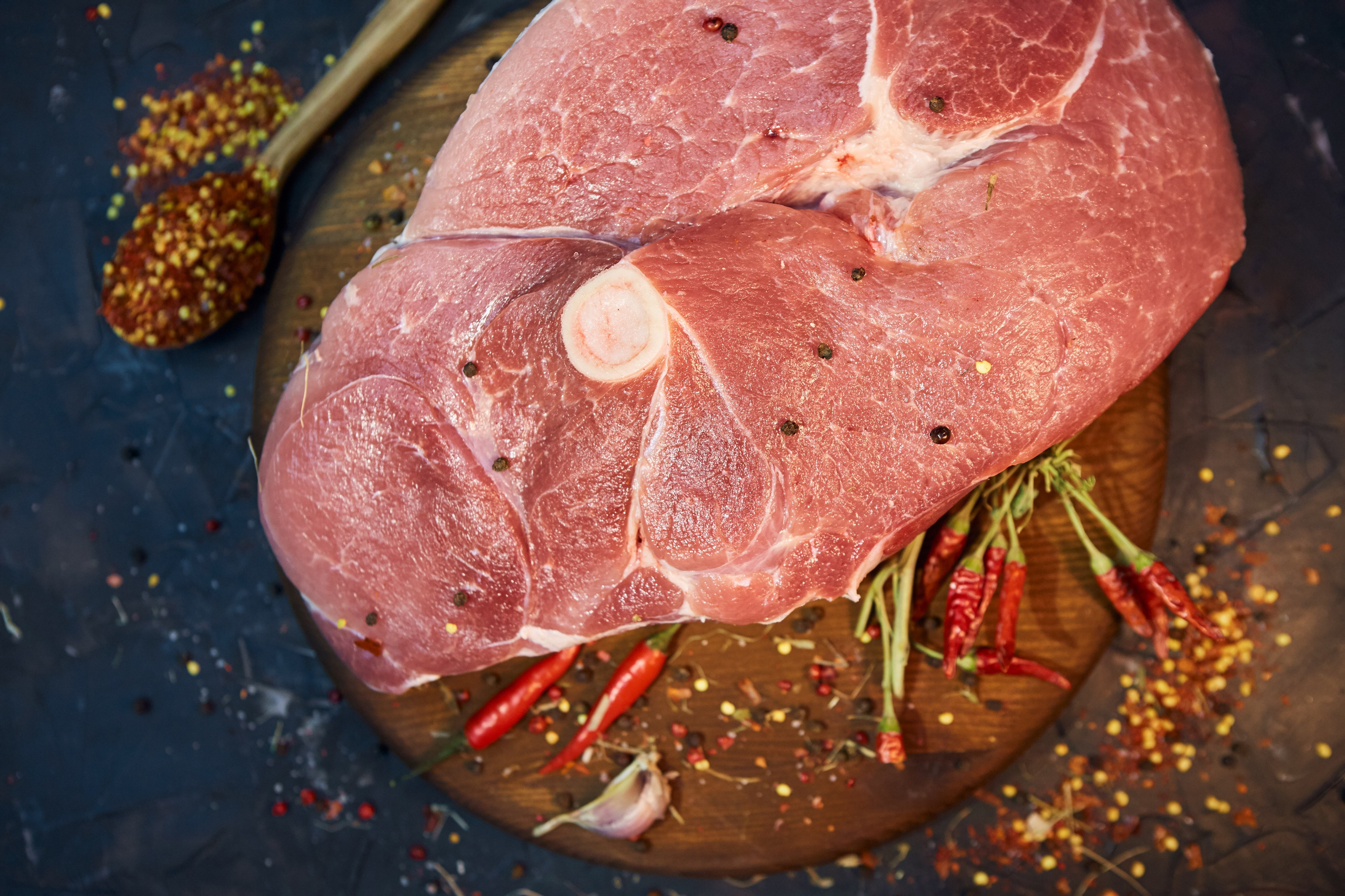 Продукция компании Центральный мясной. Фотохудожник Наталия Кирсанова