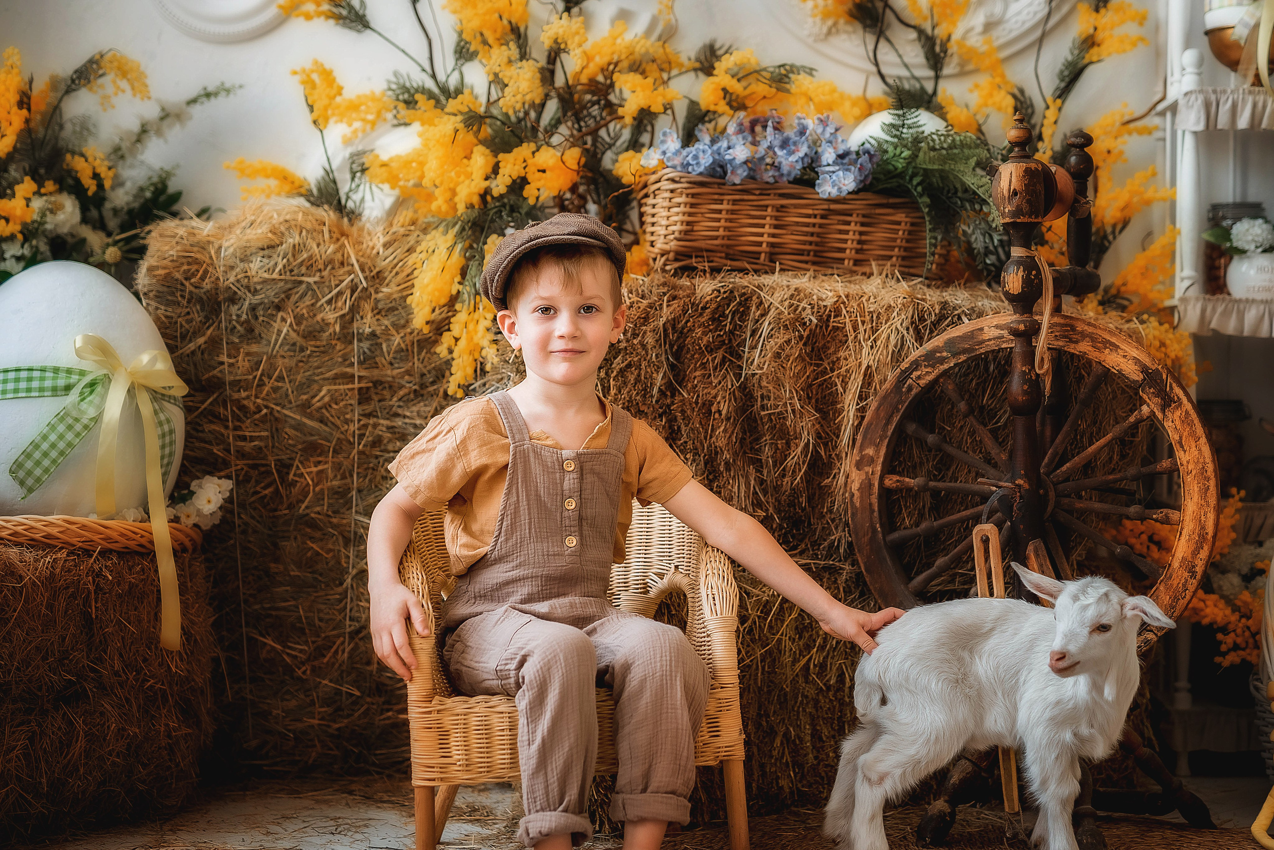 Пасхальная фотосессия с козленком. Семейный, детский фотограф в Воронеже Анна Никитина