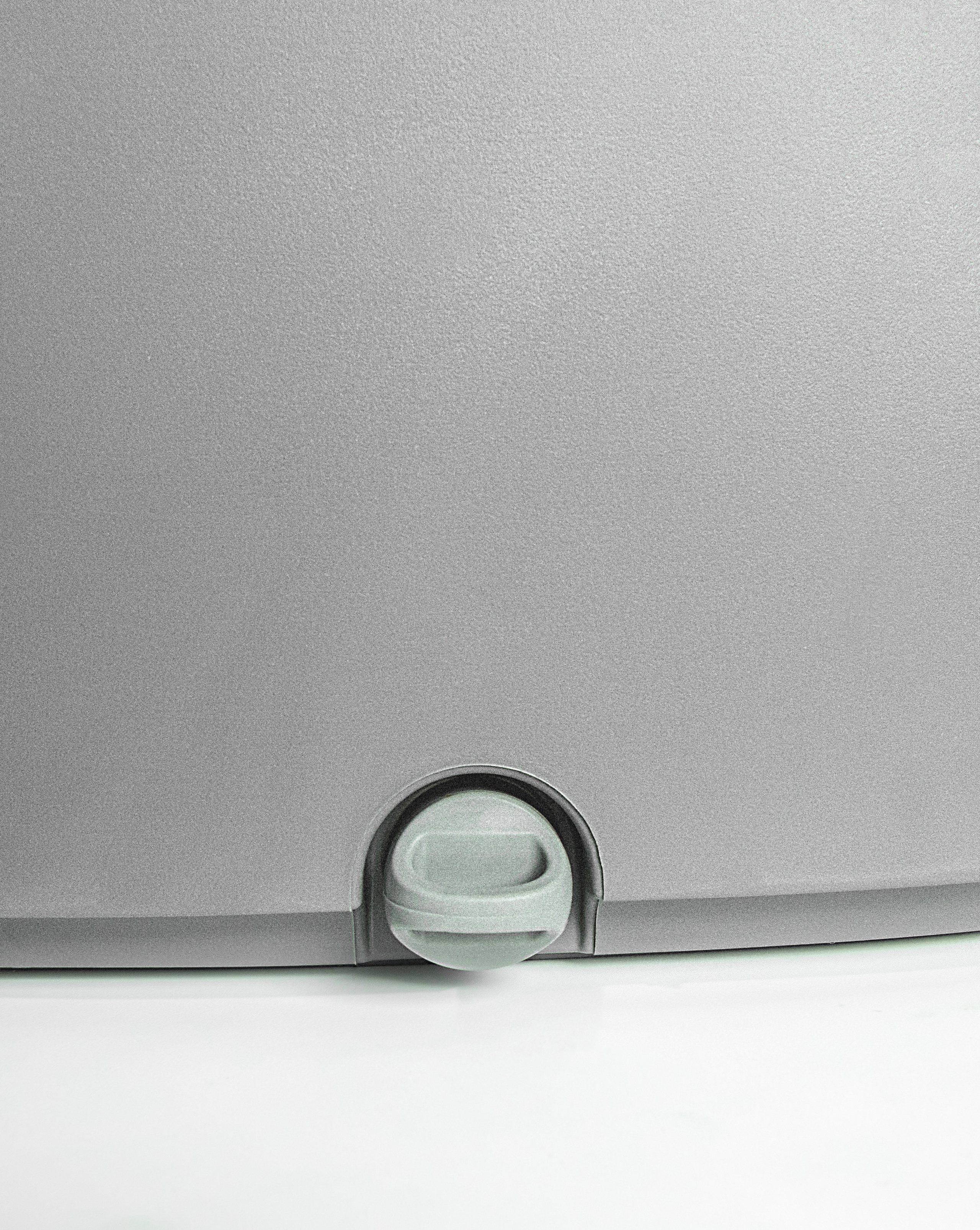 ШВАБРА. Я  фотограф. Работаю в городе Москва,