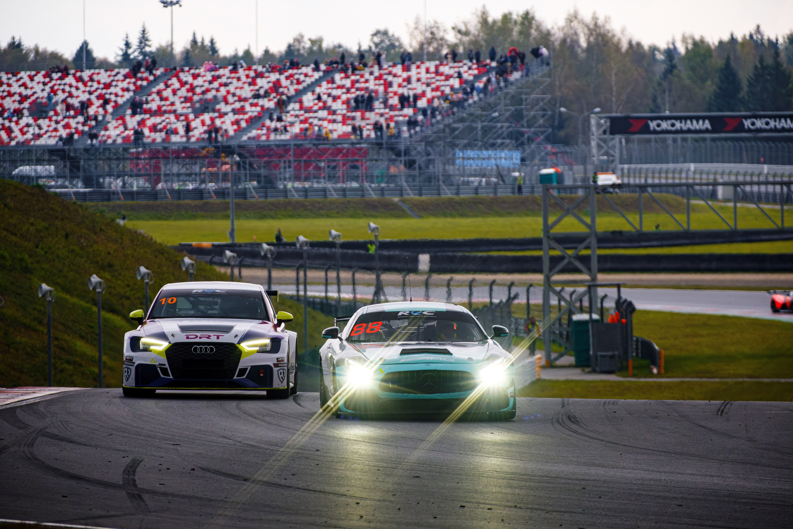 Российская серия гонок на выносливость. Авто и мотоспорт — фотограф Антон Медведев iCoguar