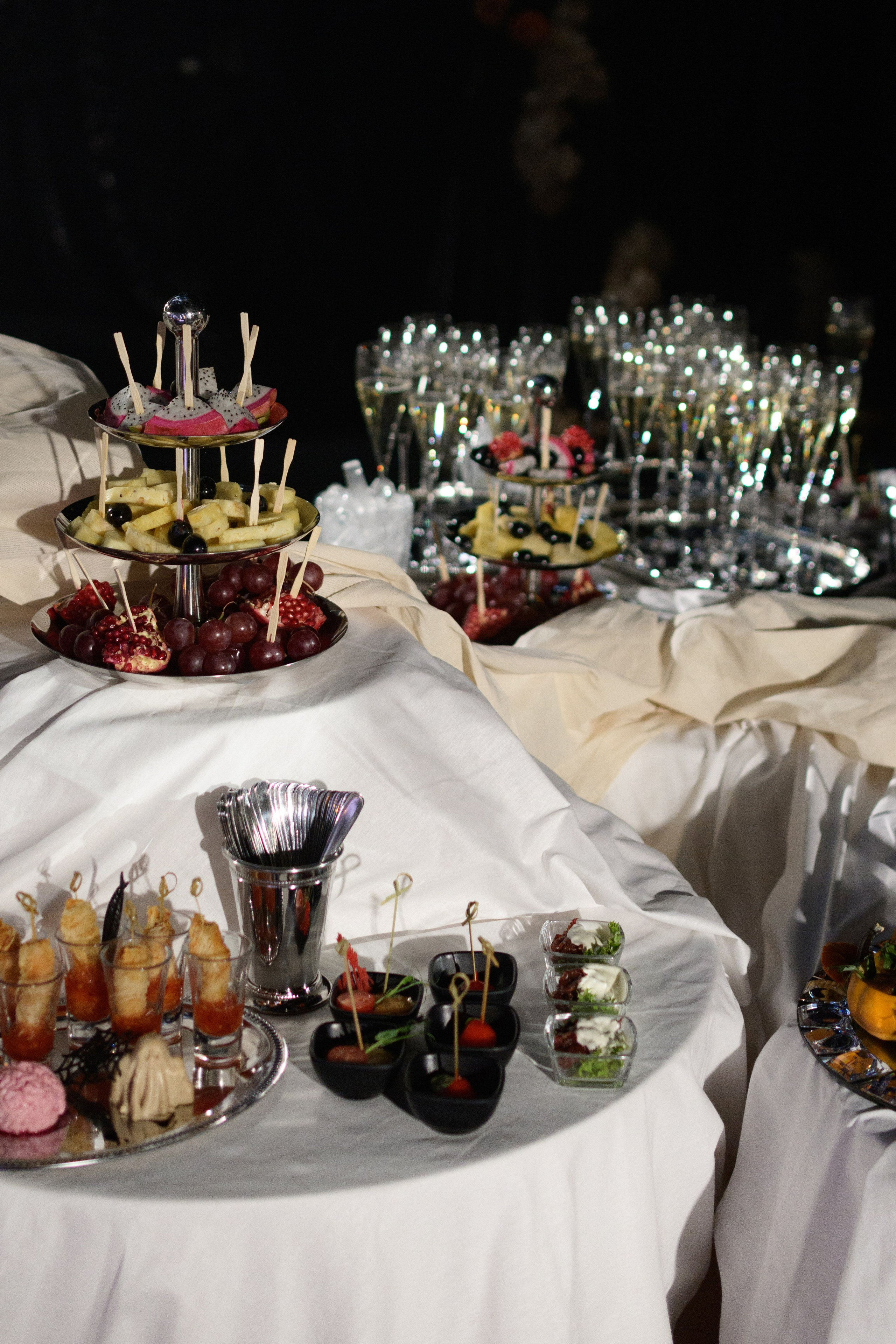 Decor by Favorite catering. Свадебный фотограф в Минске