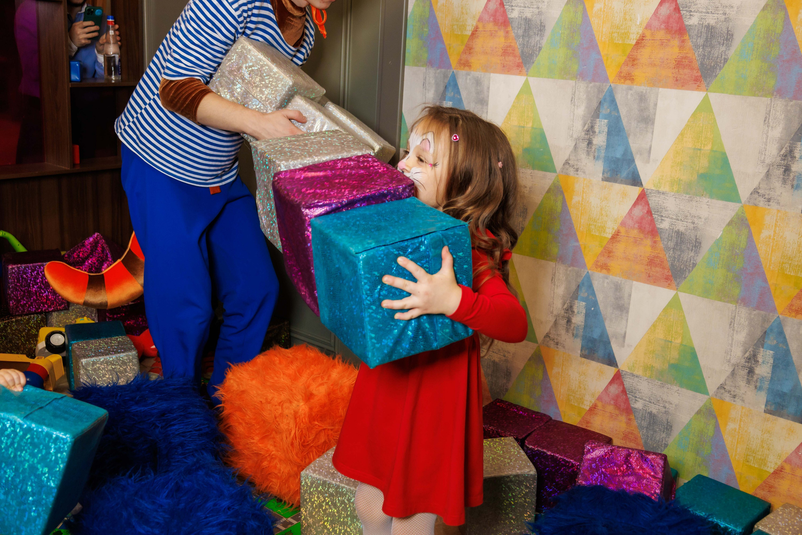 День рождения в ресторане. Фотограф в Москве Дмитрий Емельянов