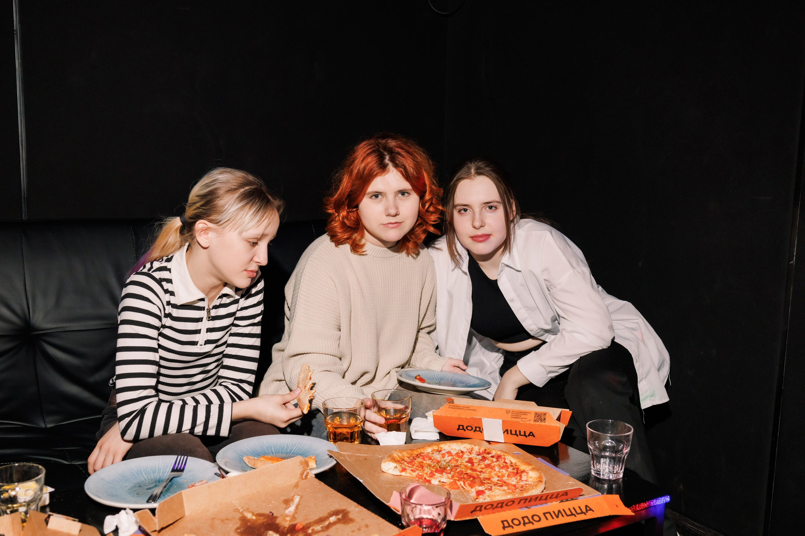 День Рождения в караоке 2. Фотограф в Москве Дмитрий Емельянов