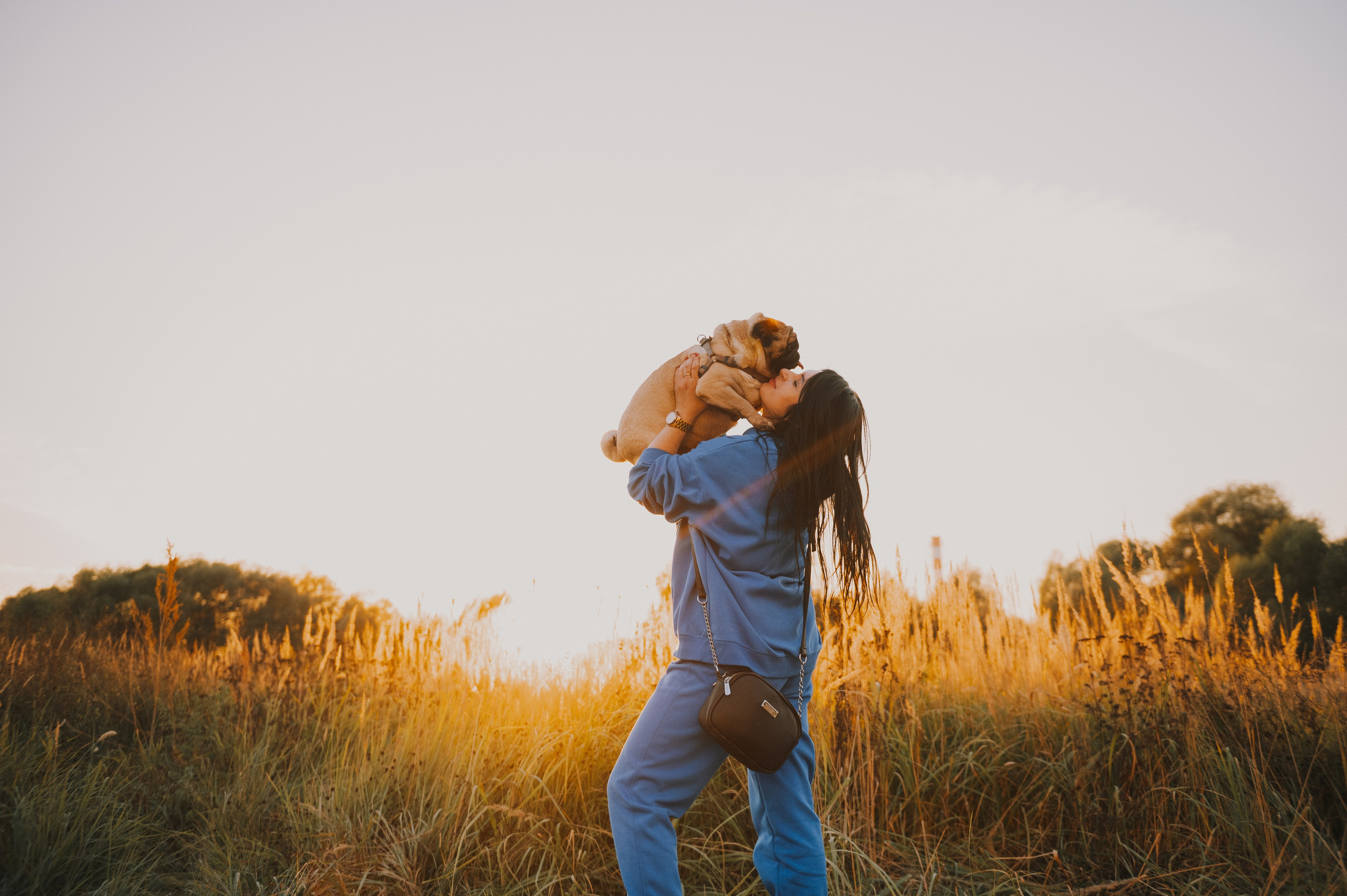 Таня и мопс Патрик (Мытищи, 2024). Анна Пушина, фотограф, Москва, Королев, Пушкино