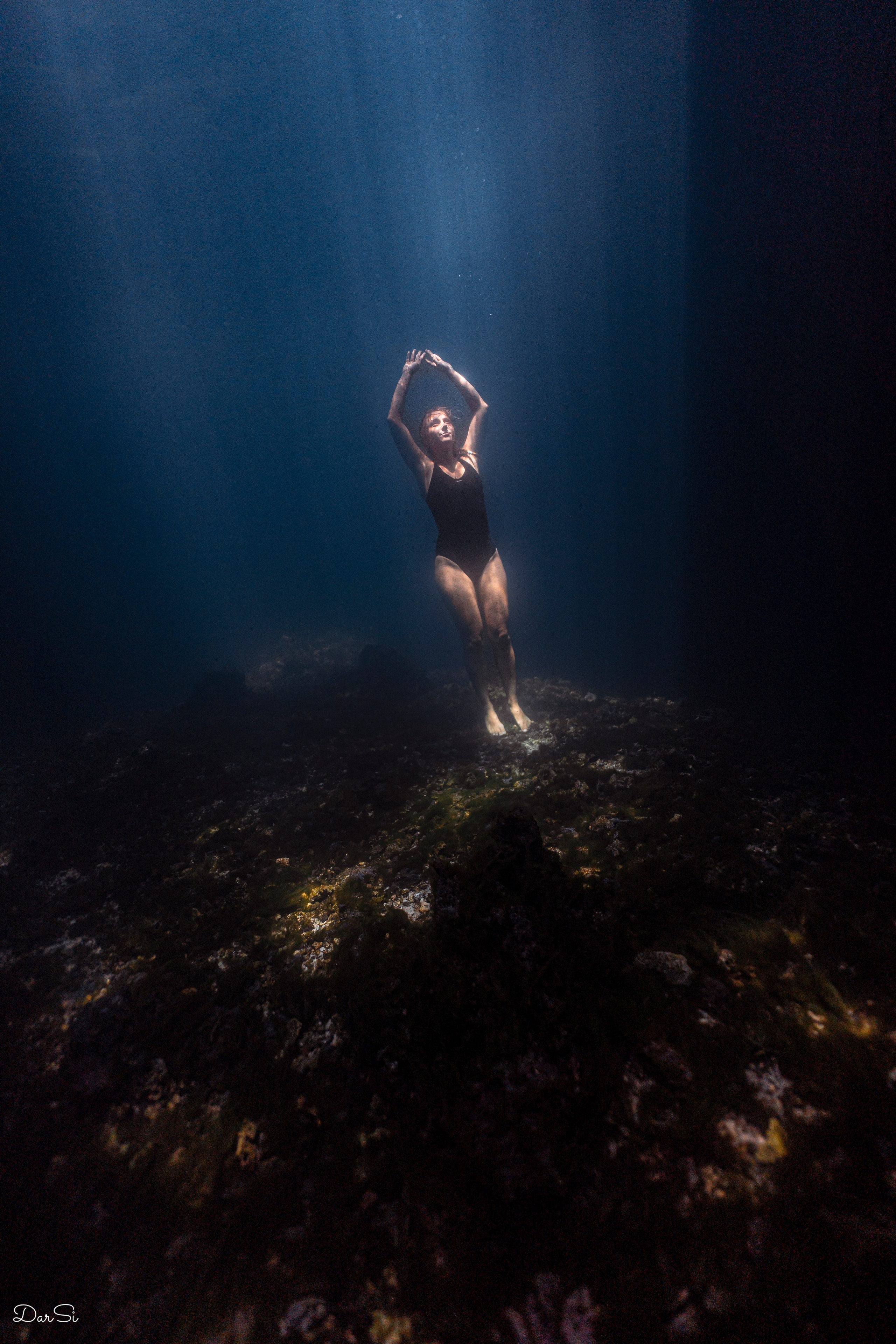 Фотосессия в пещере. Underwater Photographer in the Philippines — Daria Sinitsina