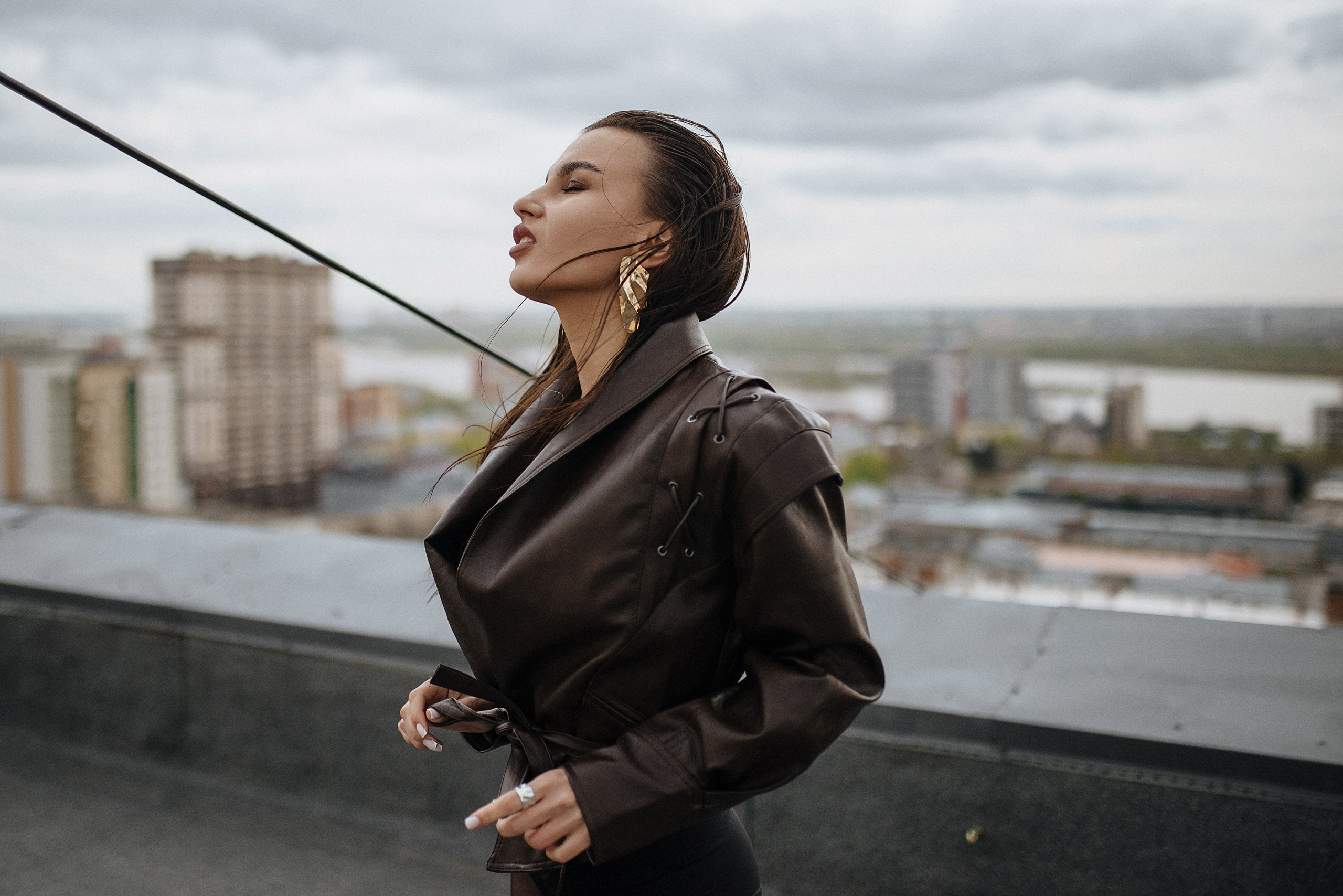 Фотосессия в Новосибирске: Сексуальный образ на крыше с видом на реку |Дарья Едапина. Фотограф Дарья Едапина Новосибирск