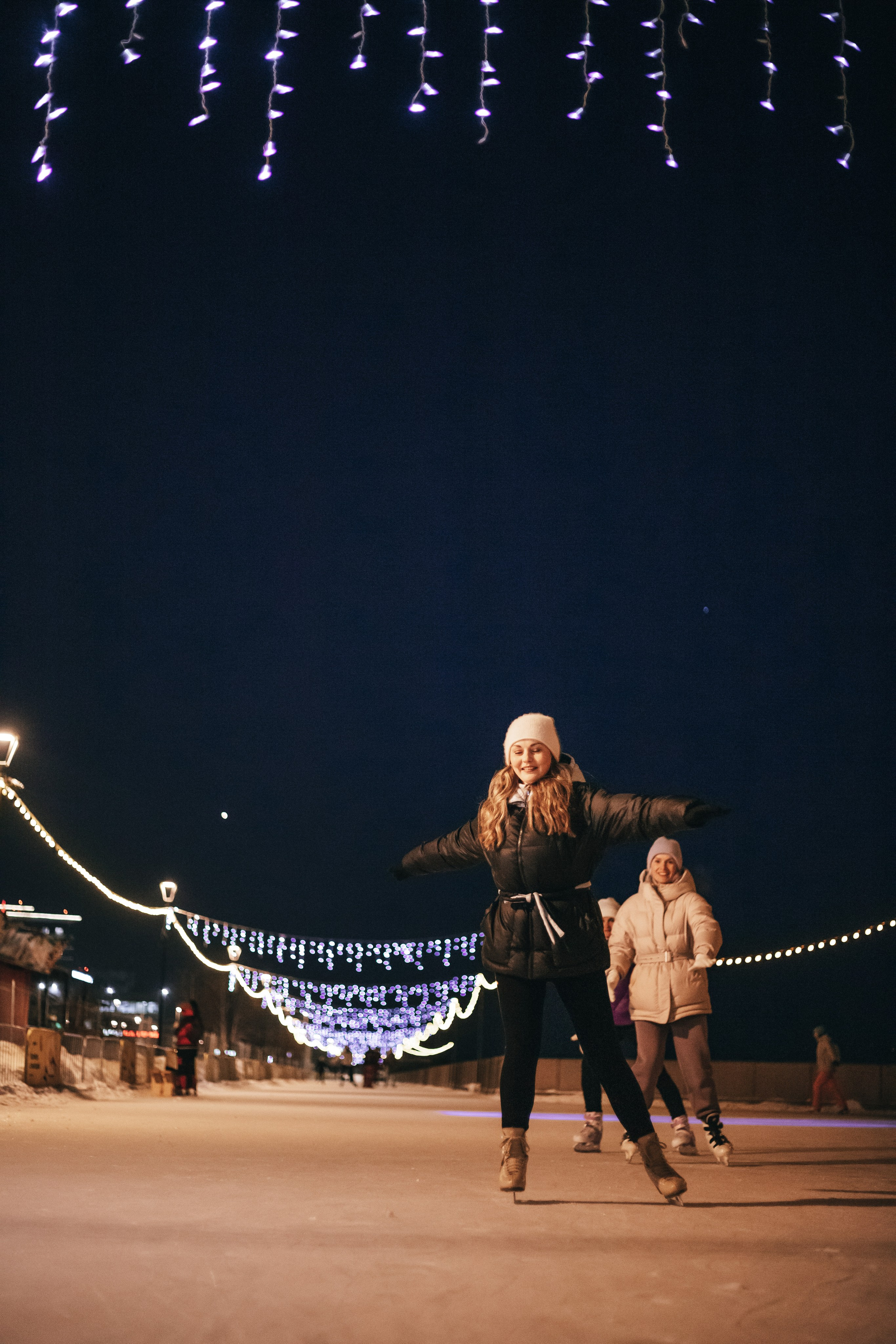 Девичник на катке. Семейный и детский фотограф в г. Новосибирске Макеева Анастасия