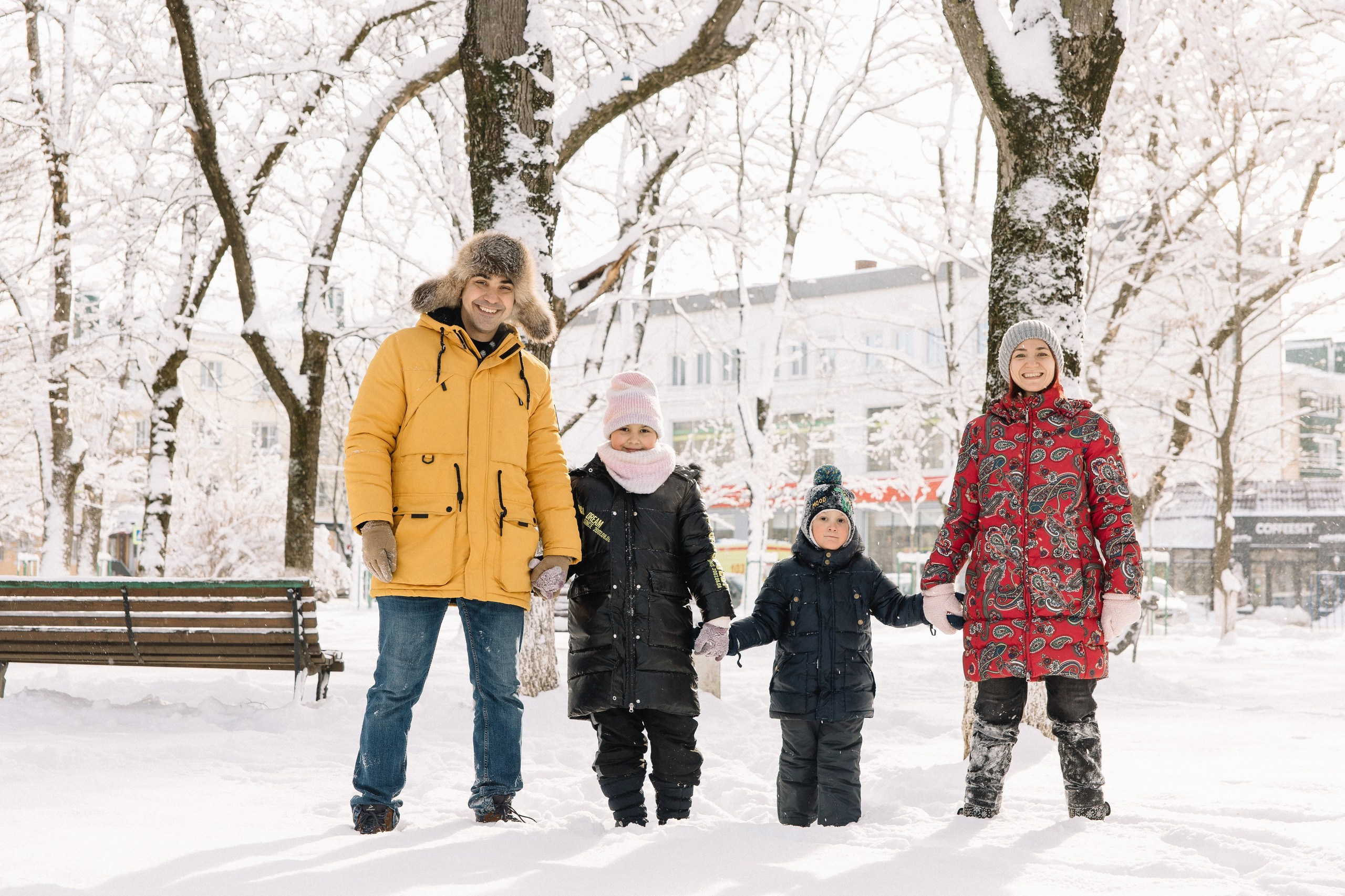 Зимняя семейная фотосессия в Майкопе. Семейный и свадебный фотограф в Майкопе Михаил Мартиросян