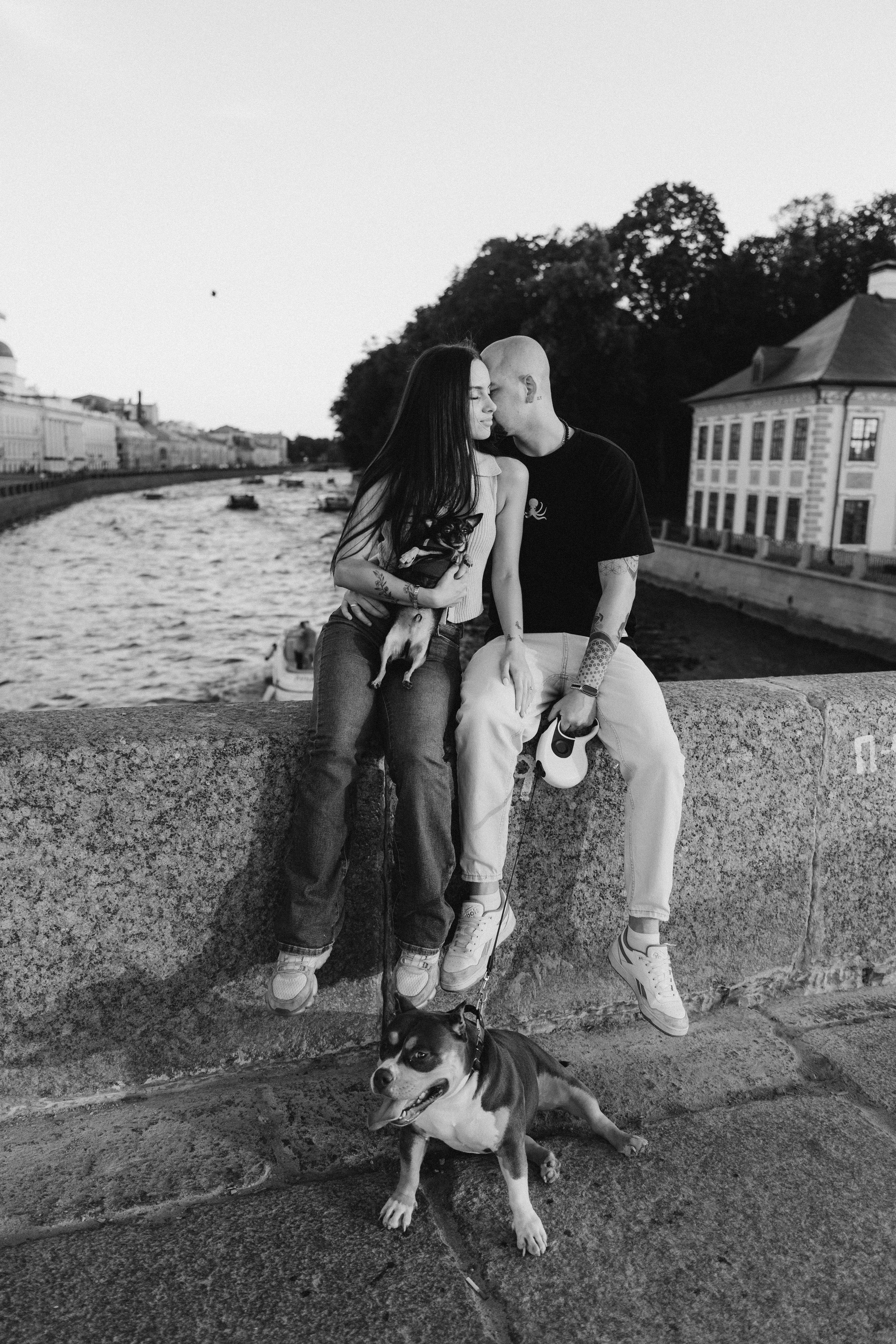 Лера и Ваня и их друзья семьи🩶. Фотограф Артем Бросов в Санкт-Петербурге и Дубае