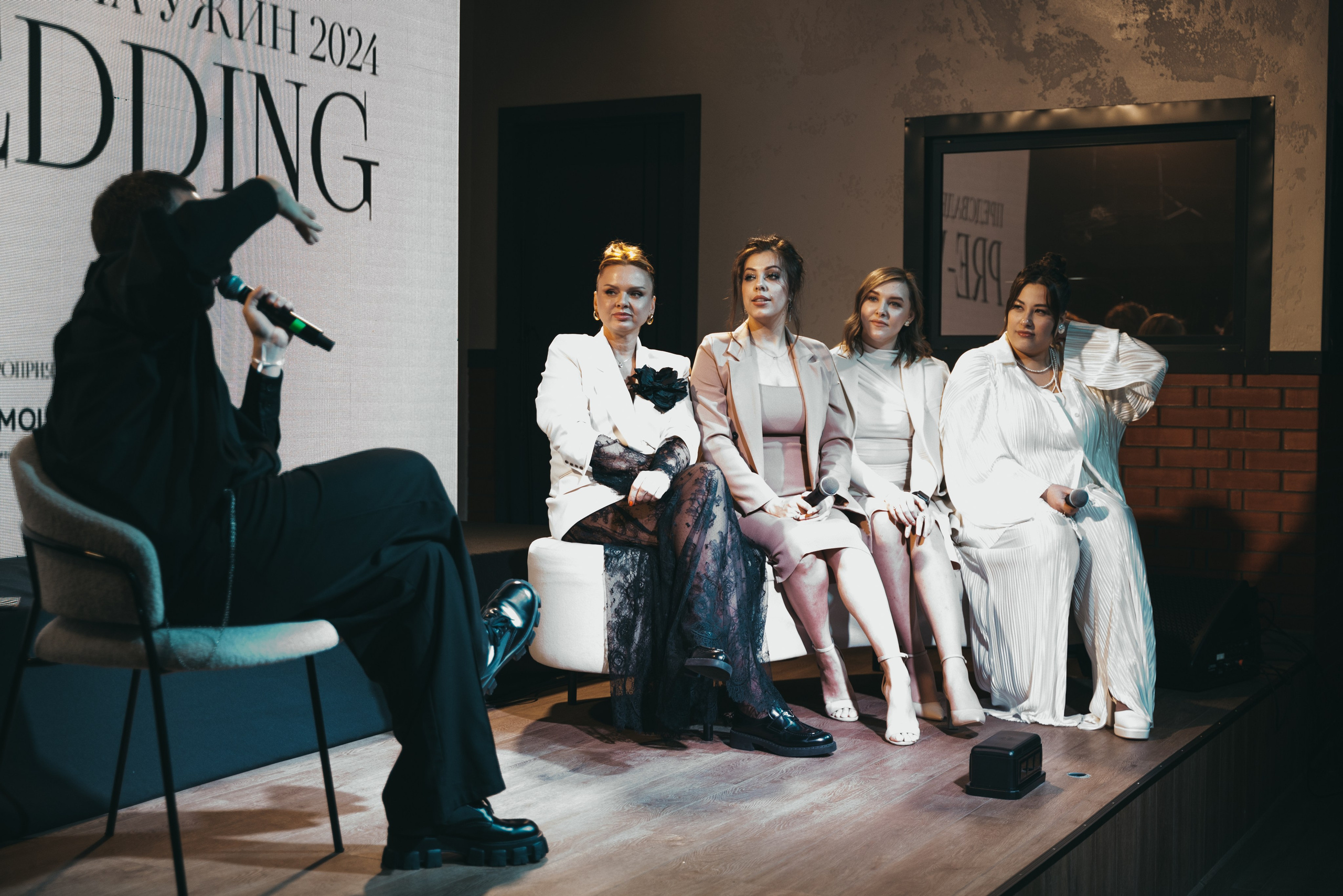 WhiteRoom Pre-wedding. Репортажный и свадебный фотограф в Сургуте