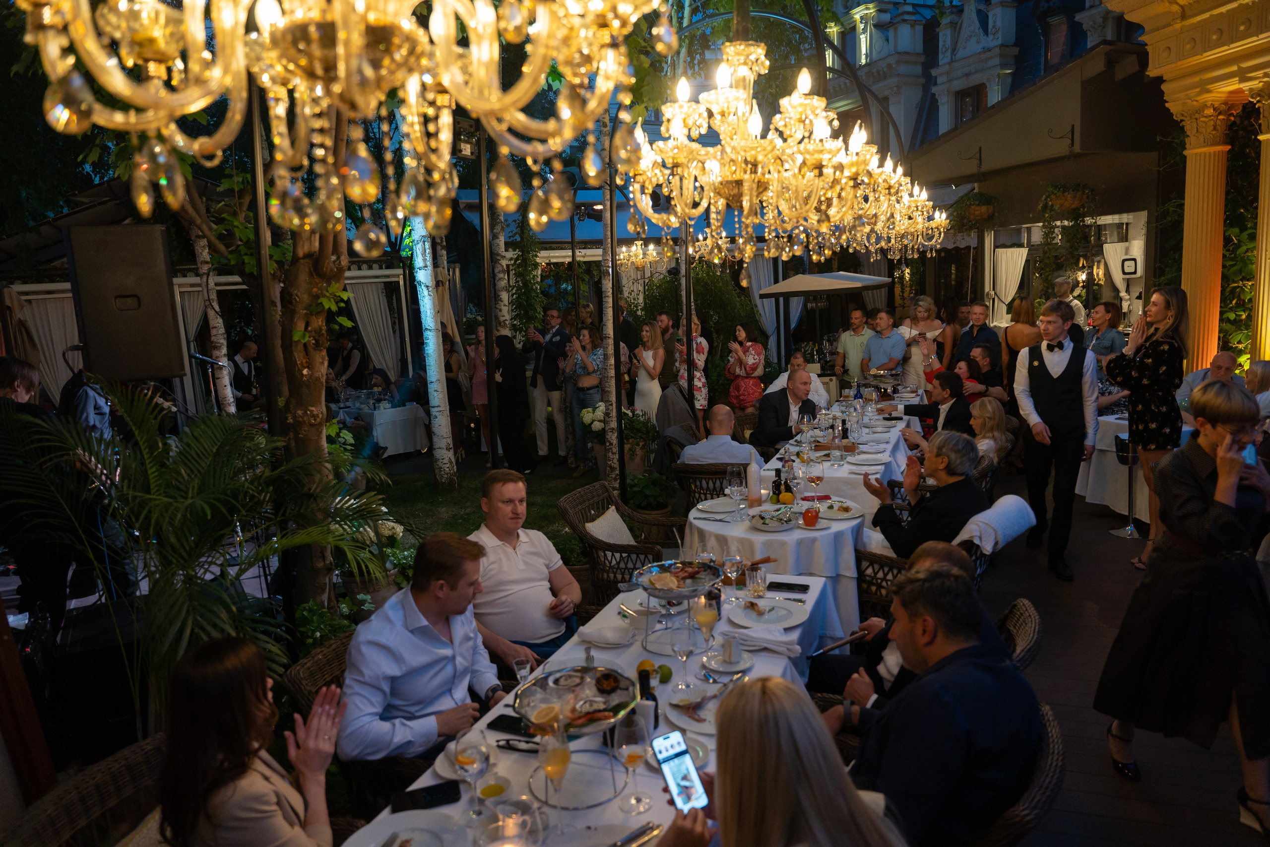 BUTLER открытие летней веранды: выступление группы «Моральный кодекс». Портретный и репортажный фотограф в Москве Разуменко Роман