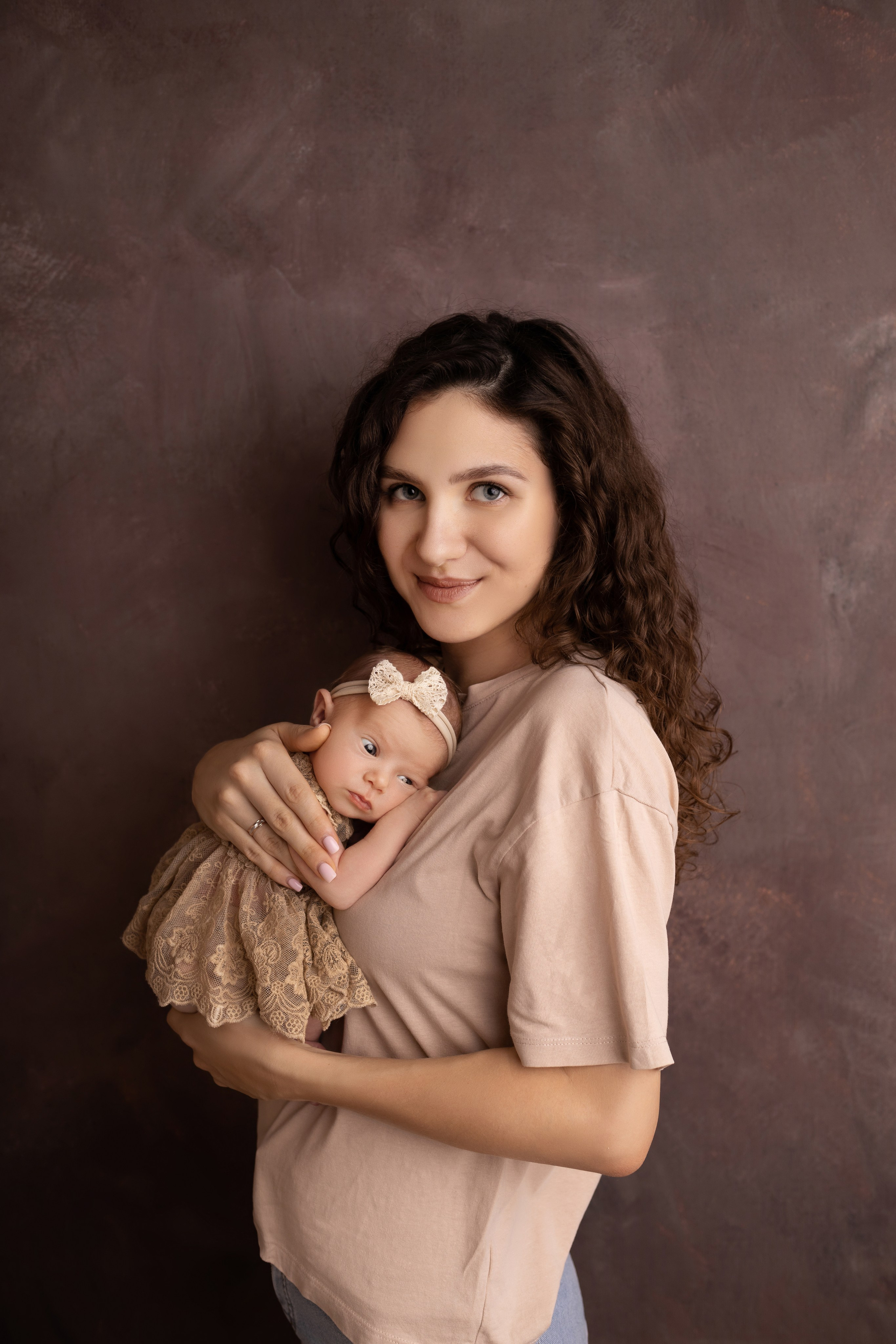 Семейные кадры от Elvira Kamaeva. Фотограф новорожденных малышей в Омске и Омской области Эльвира Камаева