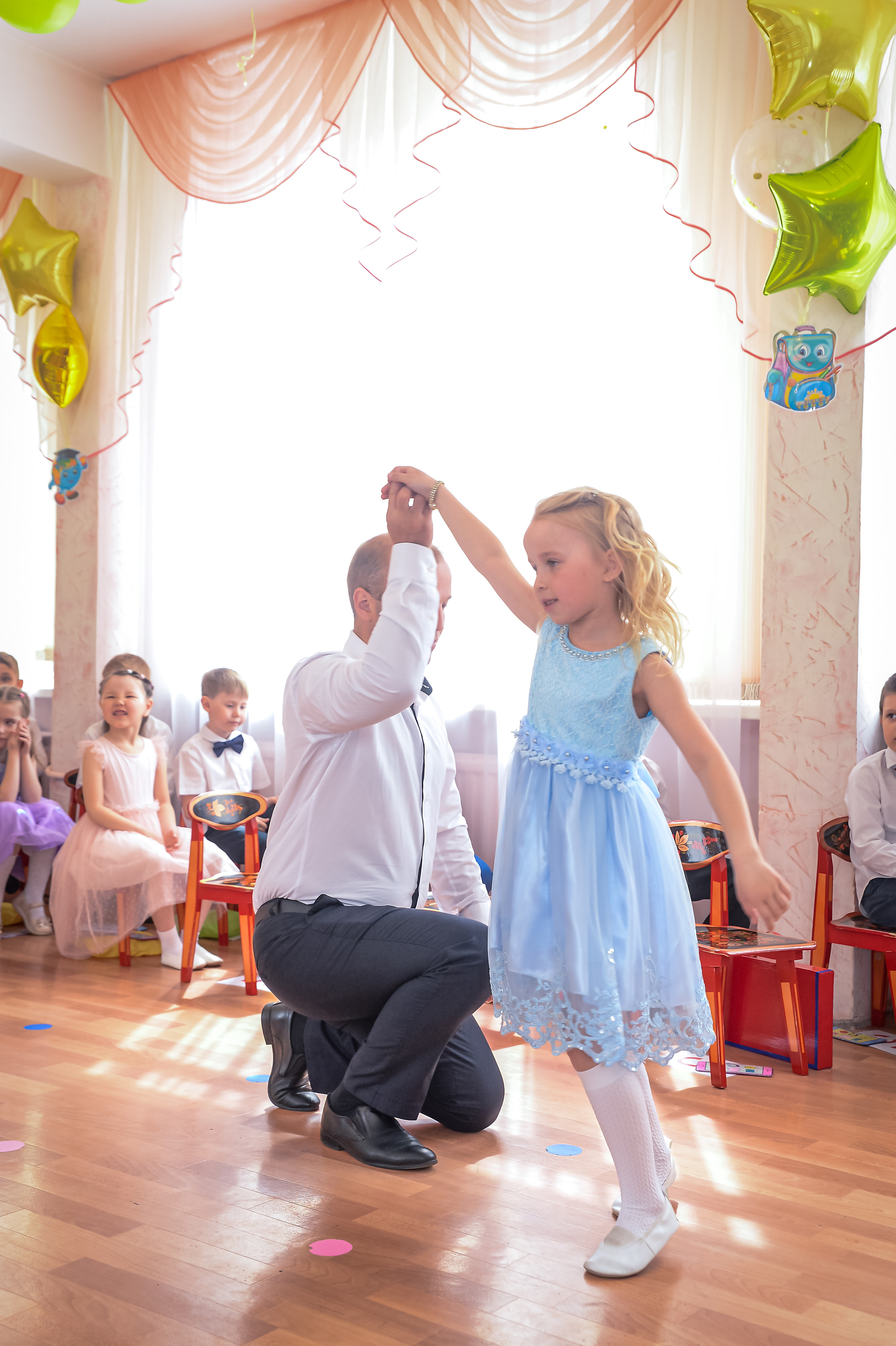 Репортажная съёмка праздников и мероприятий. Выпускные альбомы для детских садов Санкт-Петербург