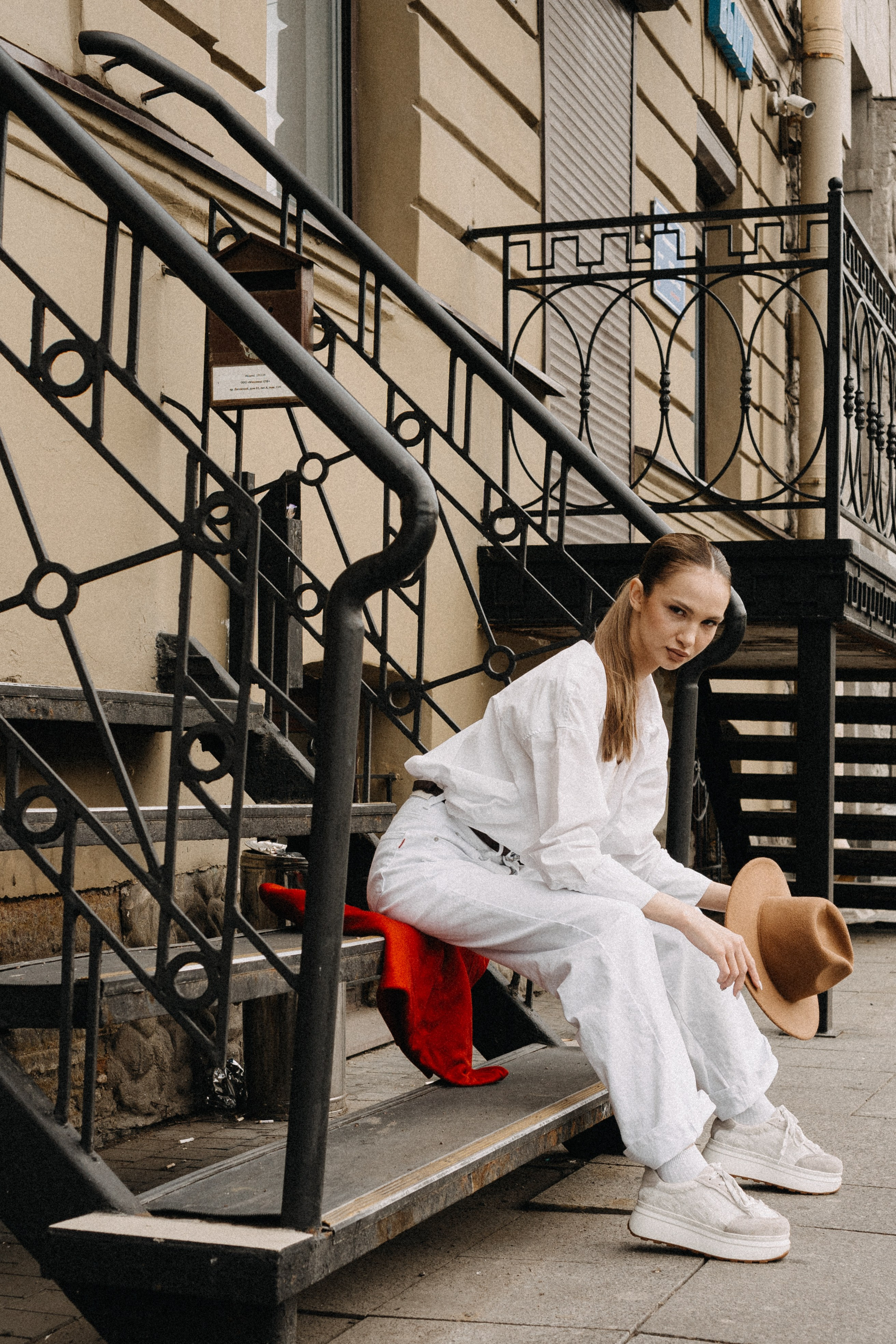 МЫ ГУЛЯЛИ ПРО КРЫШАМ ПИТЕРА. Профессиональный фотограф, Санкт-Петербург — Виктория Богомолова