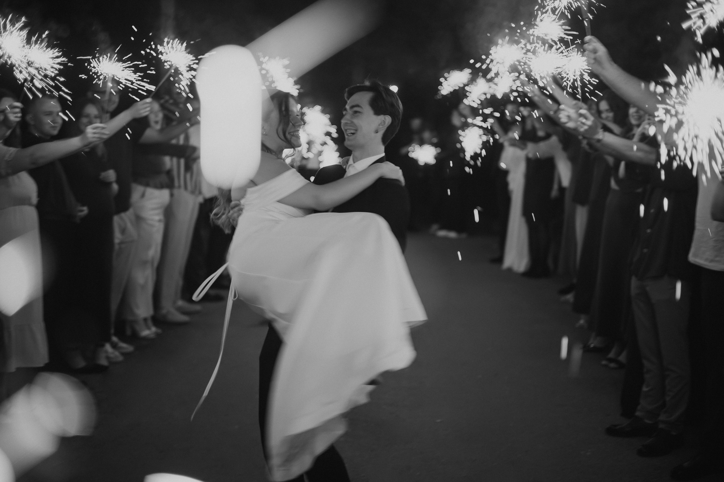 Эльвира и Иван. Свадебное агентство «Всё Серьёзно»