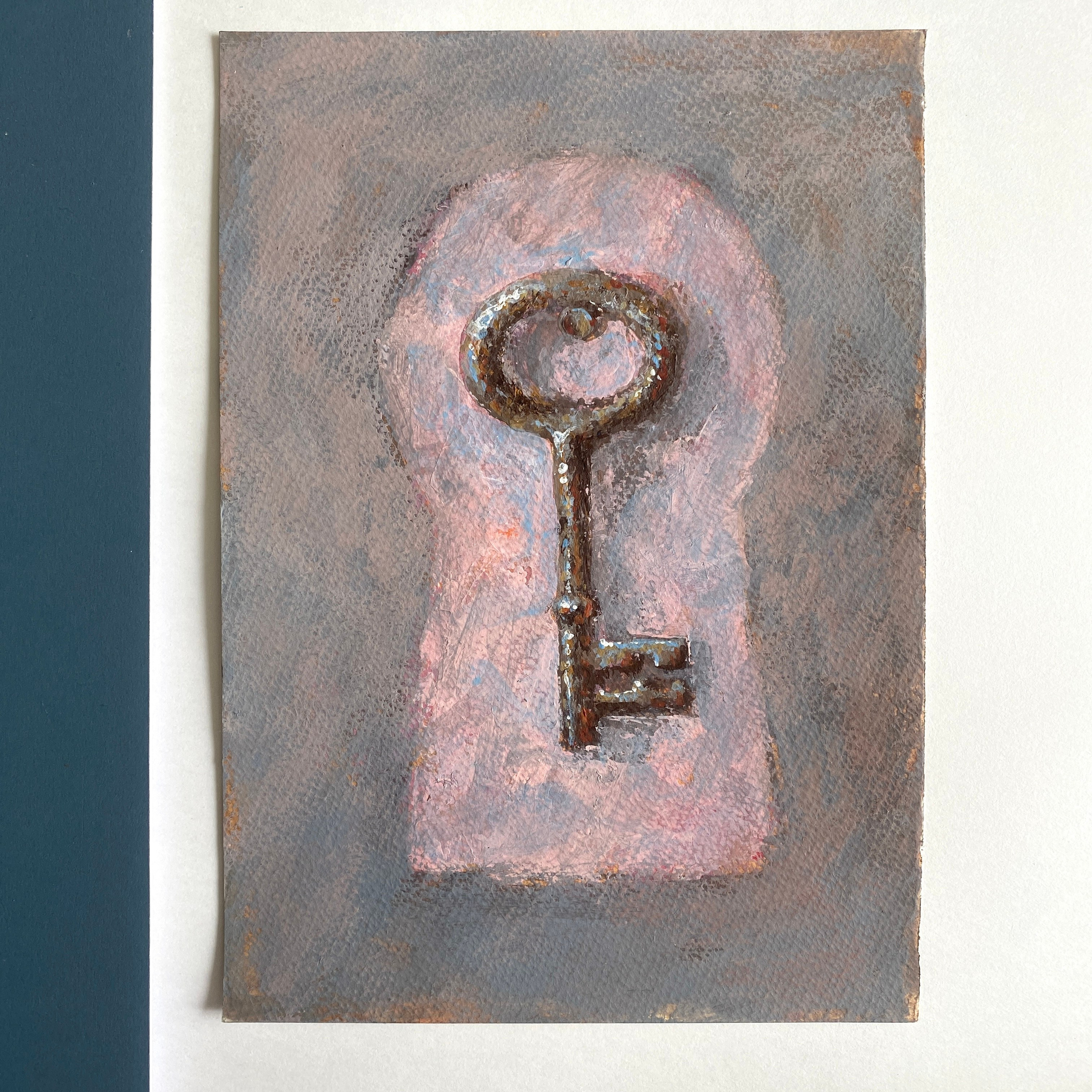 Ключик. Стоимость 3000 руб. Без оформления.