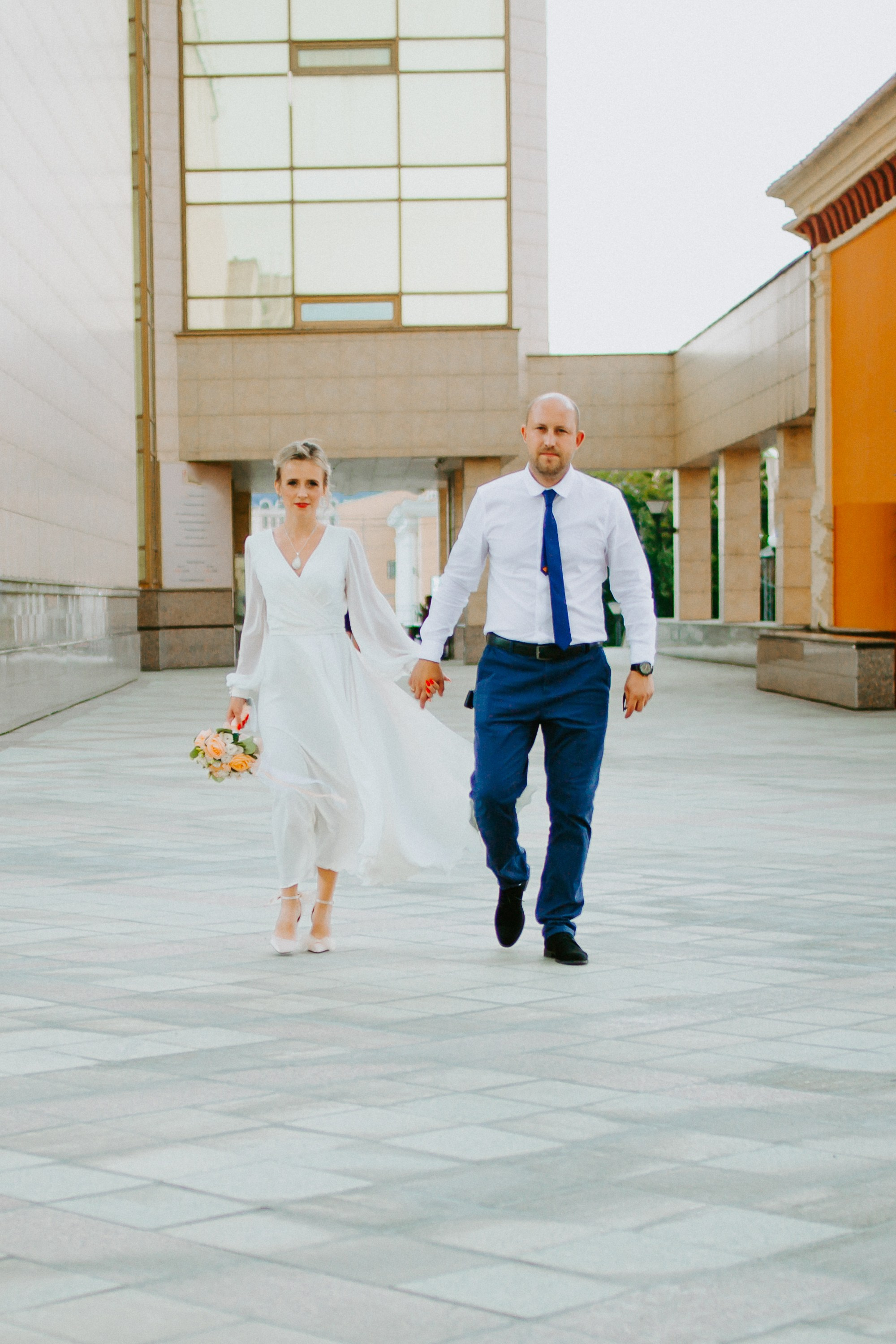 Загс и прогулка. Елена и Виктор. Фотограф в Челябинске Ополихина Анна