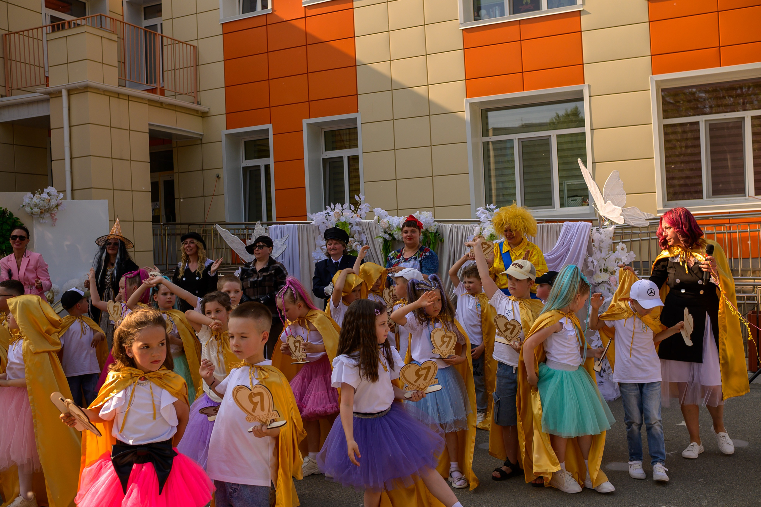 Репортаж выпускного группа «Фантазёры» 3 садик. Фотограф новорожденных, семейный детский в Тюмени Татьяна Морозова