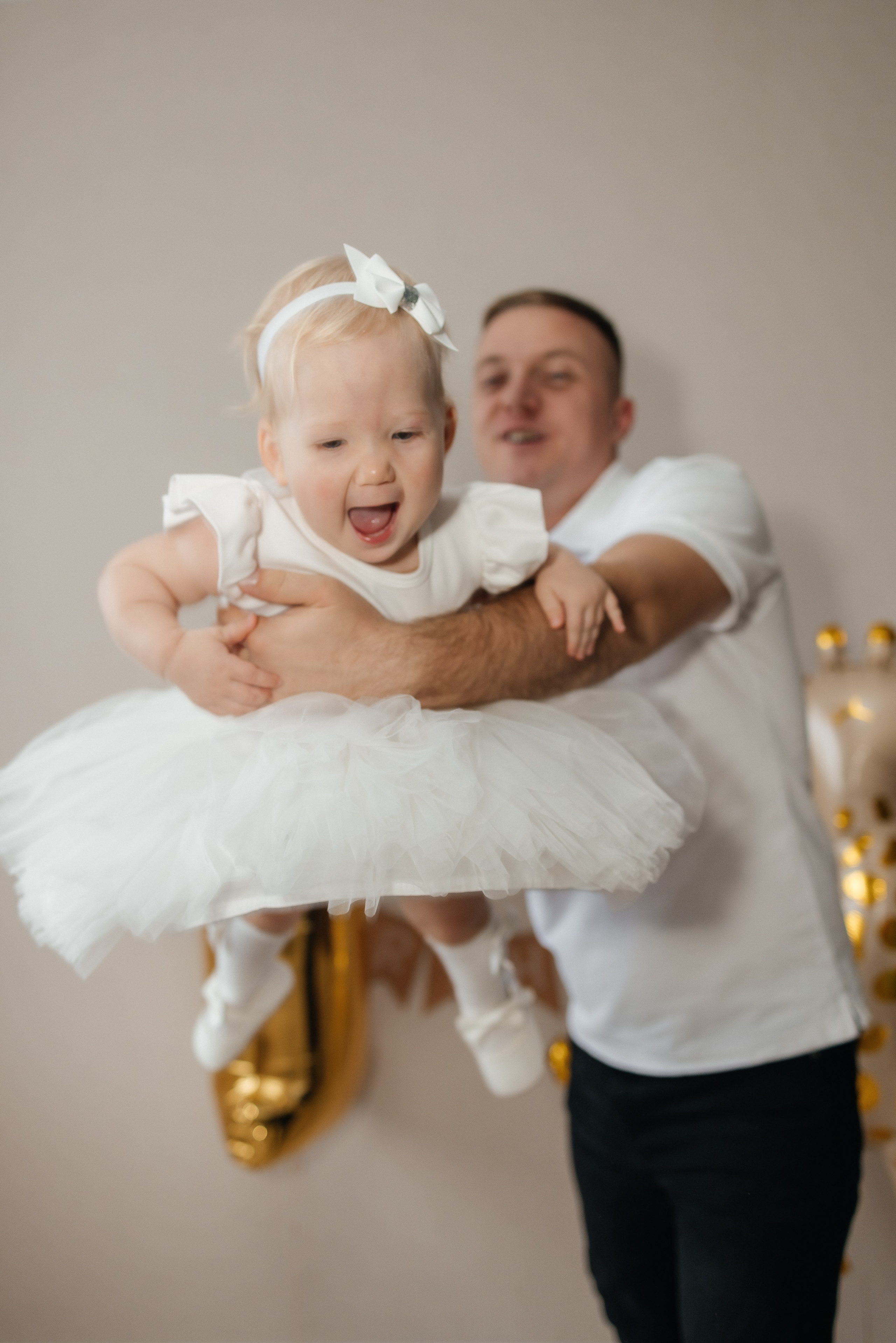 1 годик Еве (домашняя съемка). Профессиональный фотограф Кристина Искусных. Талдом- Москва
