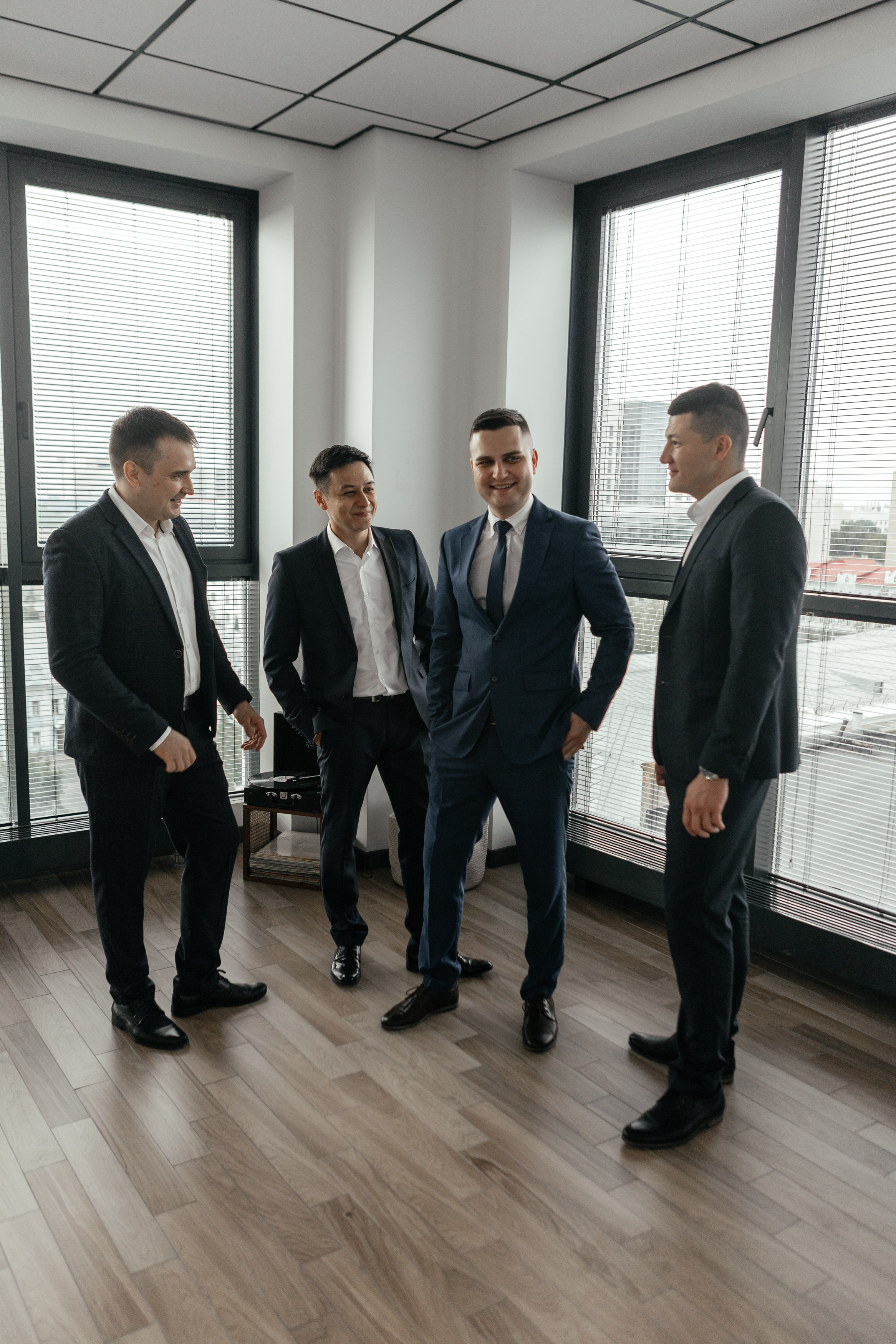 Свадебный фотограф Уфа — Руслан ГабдлисламовЖивые эмоции, красивые кадры, воспоминания на всю жизнь.Работаю по всей Республике Башкортоста. Свадебный фотограф Уфа Руслан Габдлисламов