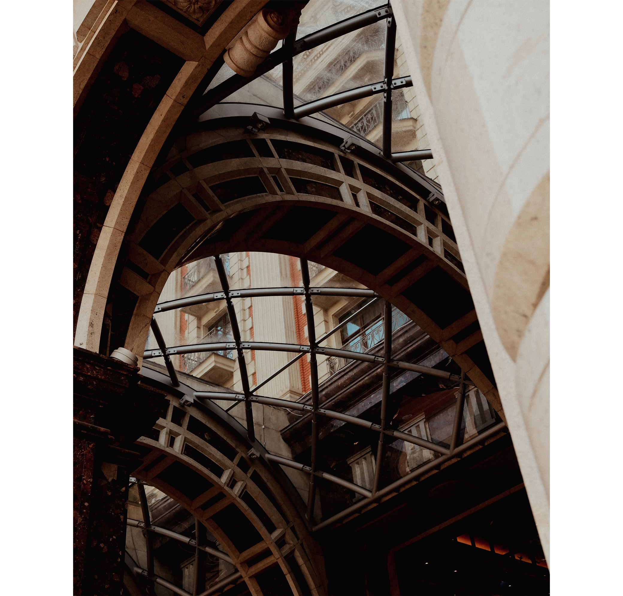 MOSCOW TAPE. Фотограф/дизайнер в Екатеринбурге Хитрый Дмитрий