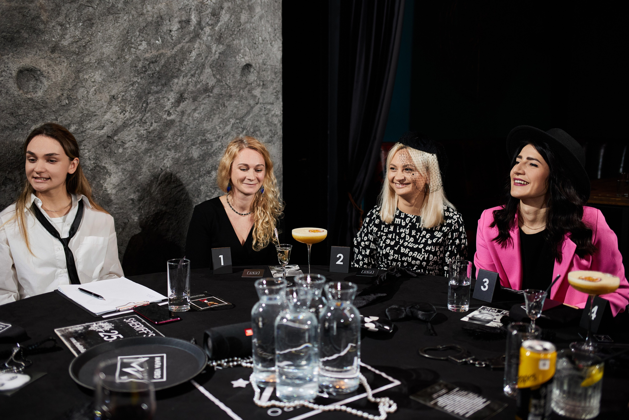 Клубные. Свадебная, репортажная фотосъемка и видеосъемка в Минске. Илья и Юлия Ширмановы. Фотограф | Видеограф | Минск