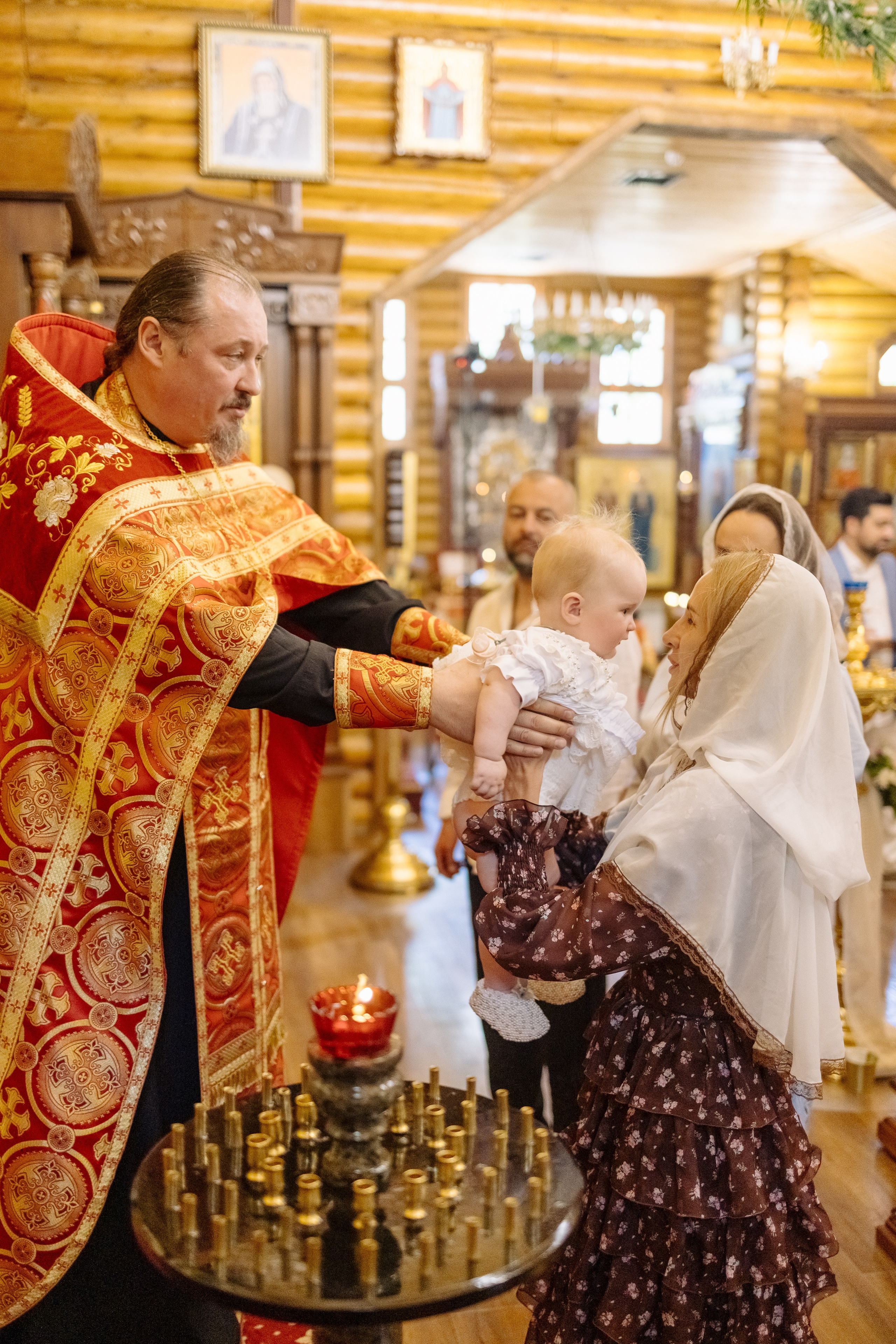Фотограф в Церковь иконы Божьей Матери Сочи. Свадебный фотограф в Абхазии, Сухум, Гагра, Сочи