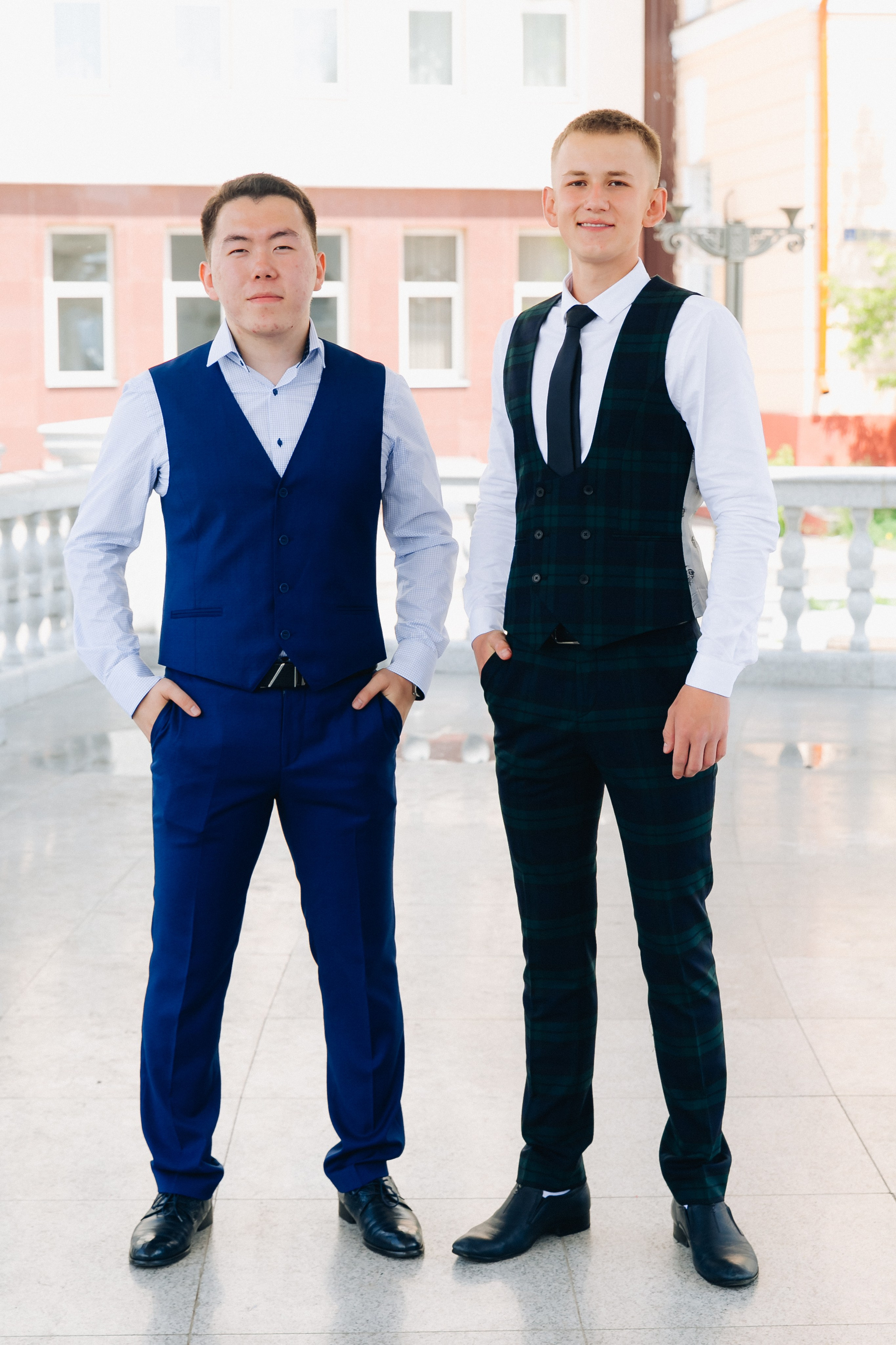 Вручение аттестатов 14 Гимназия. Свадебный и семейный фотограф в Улан-Удэ