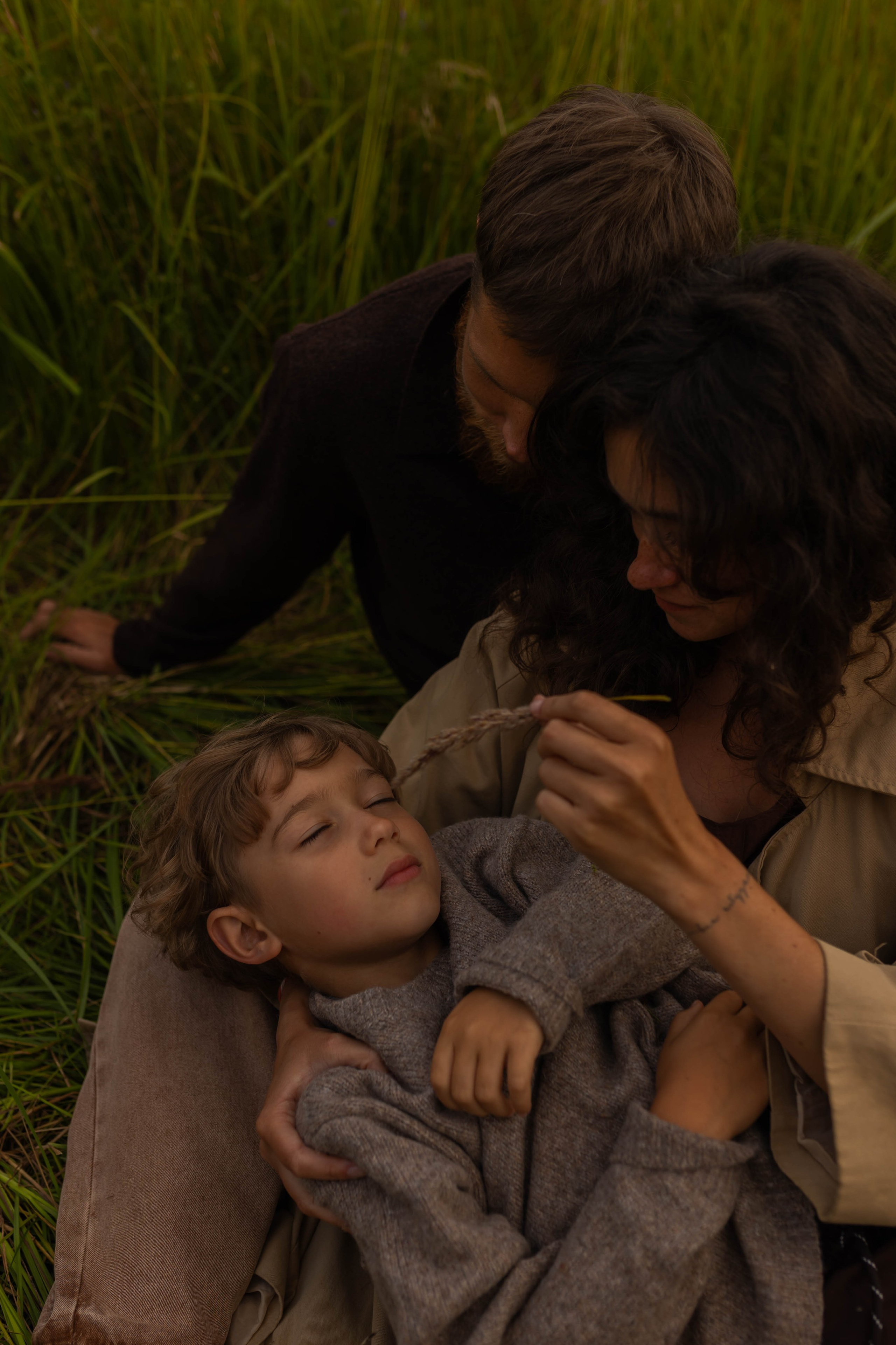 В полях. Семейный фотограф в Санкт-Петербурге Любовь Савкина