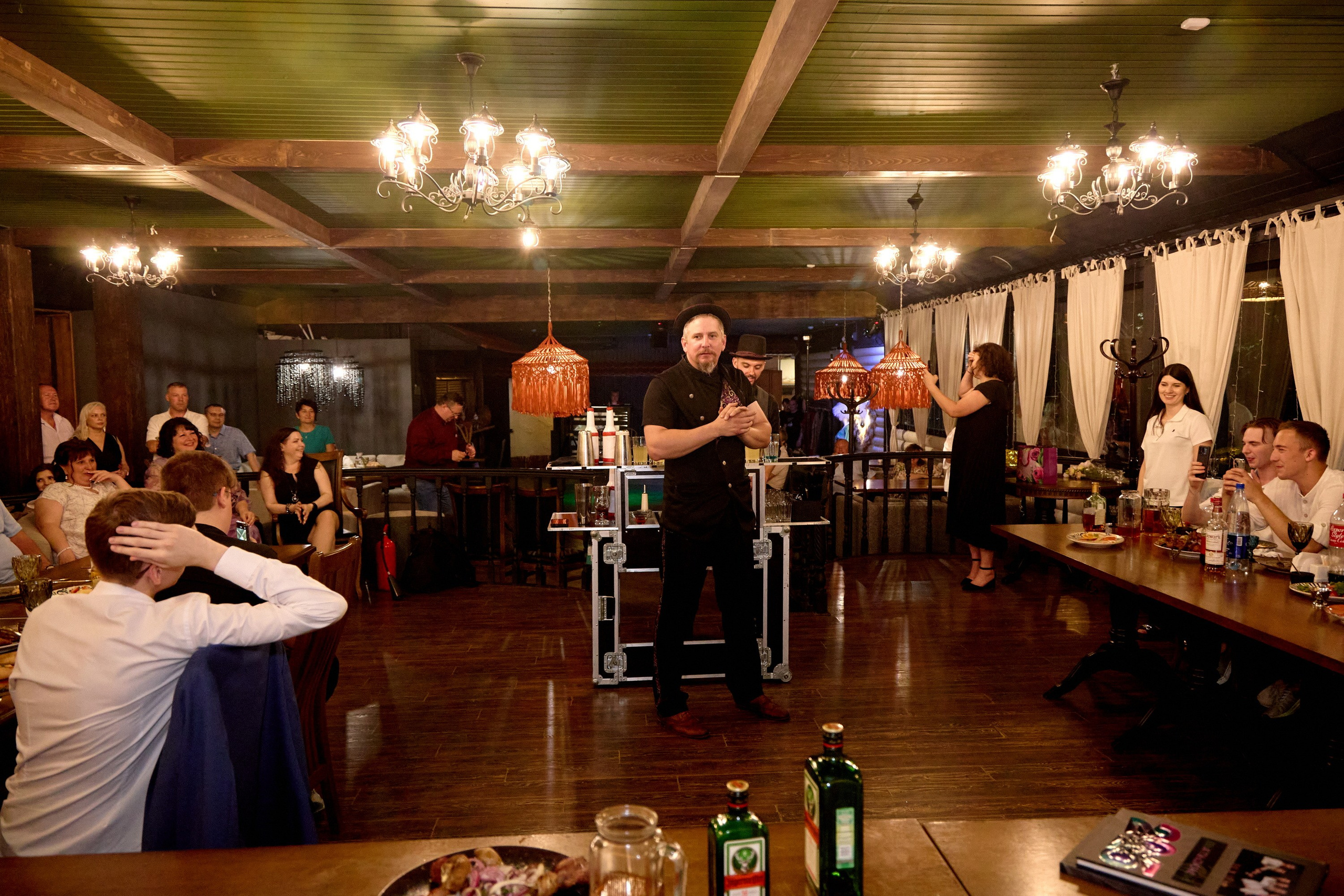 Выпускной 35 Сош. Фотограф Выпускные альбомы Таганрог Сергей Коробченко