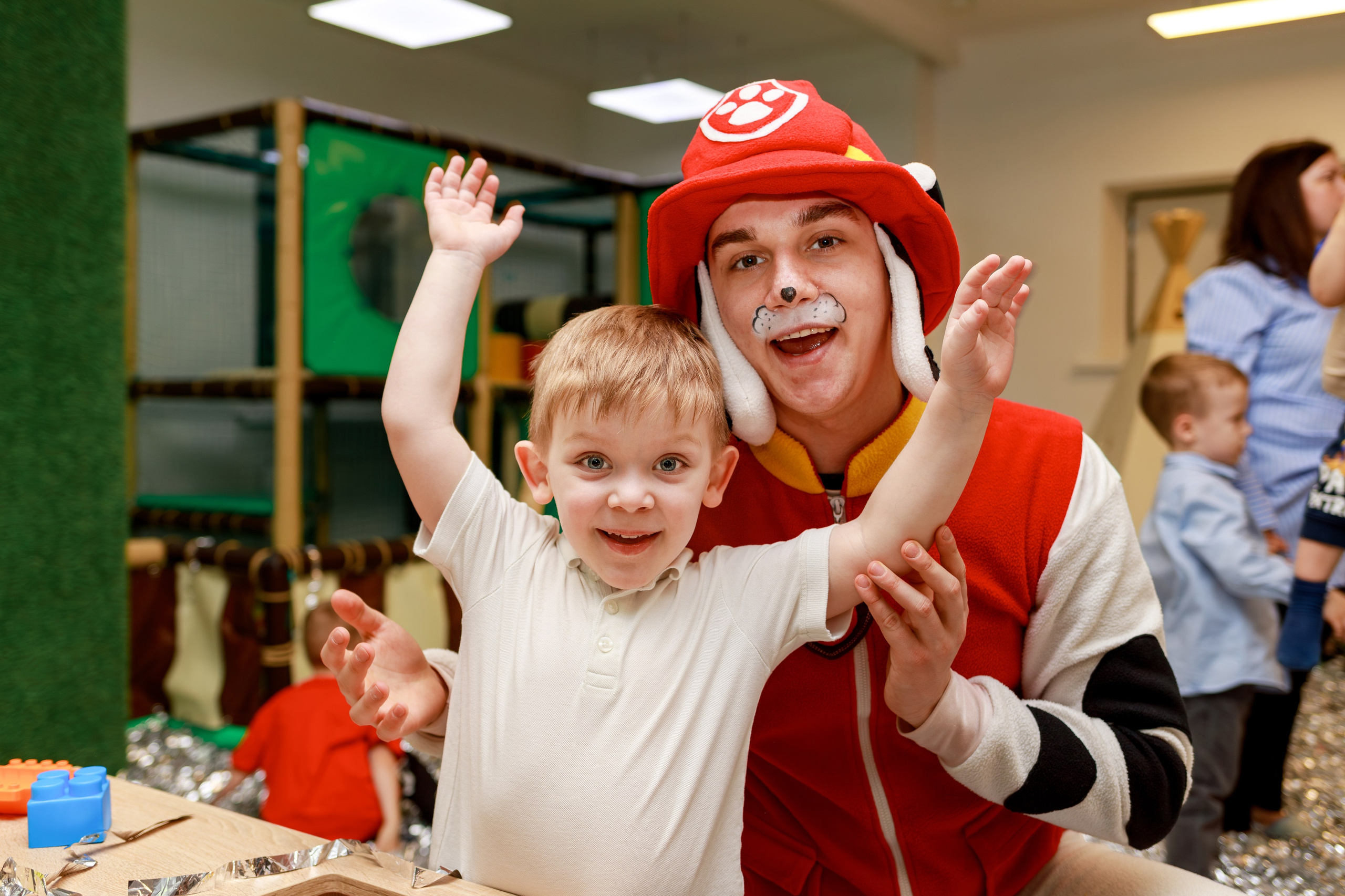 День рождения Ильи в Лифт лофт. Семейный и детский фотограф в Краснодаре Ирина Лаврецкая