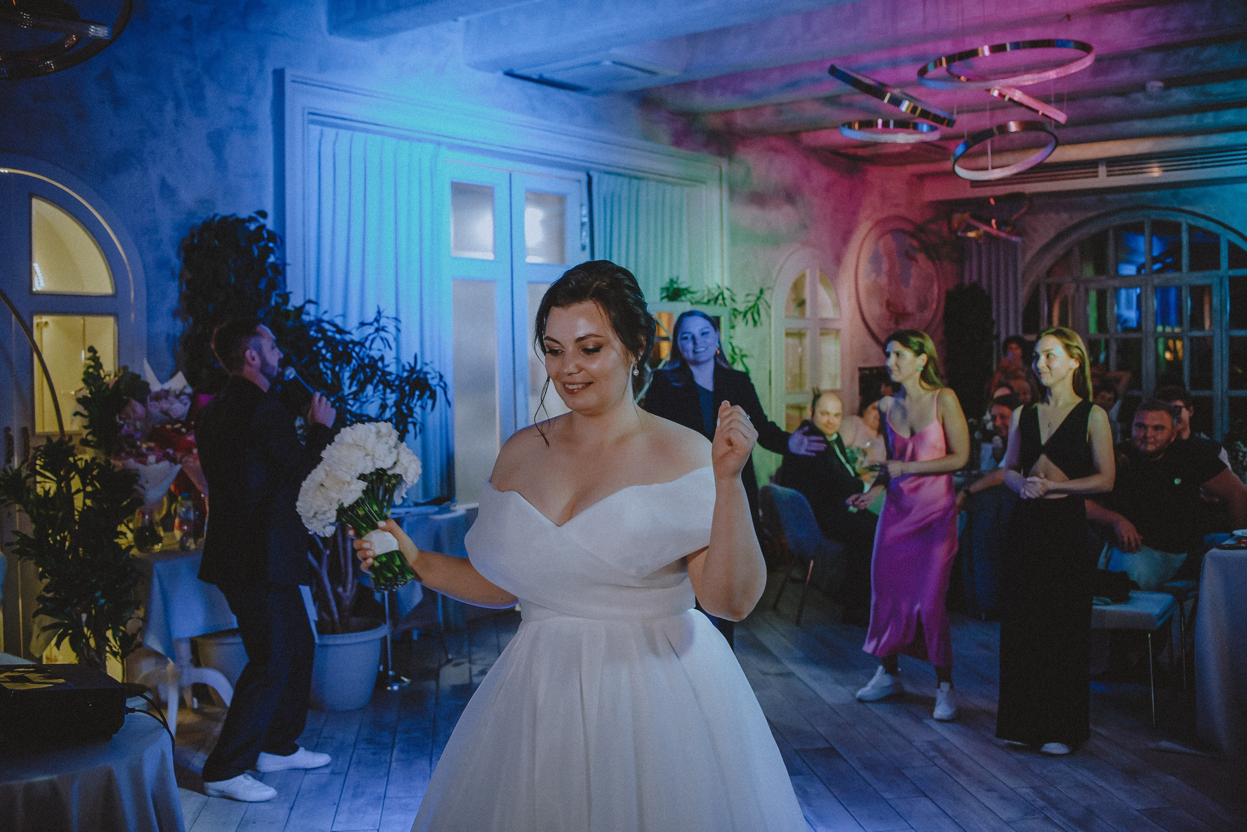 Love.com: Главная страница нашего счастья. Свадебный и семейный фотограф в Москве Сажина Кристина КиМ. Свадебный оператор в Москве Сажин Максим