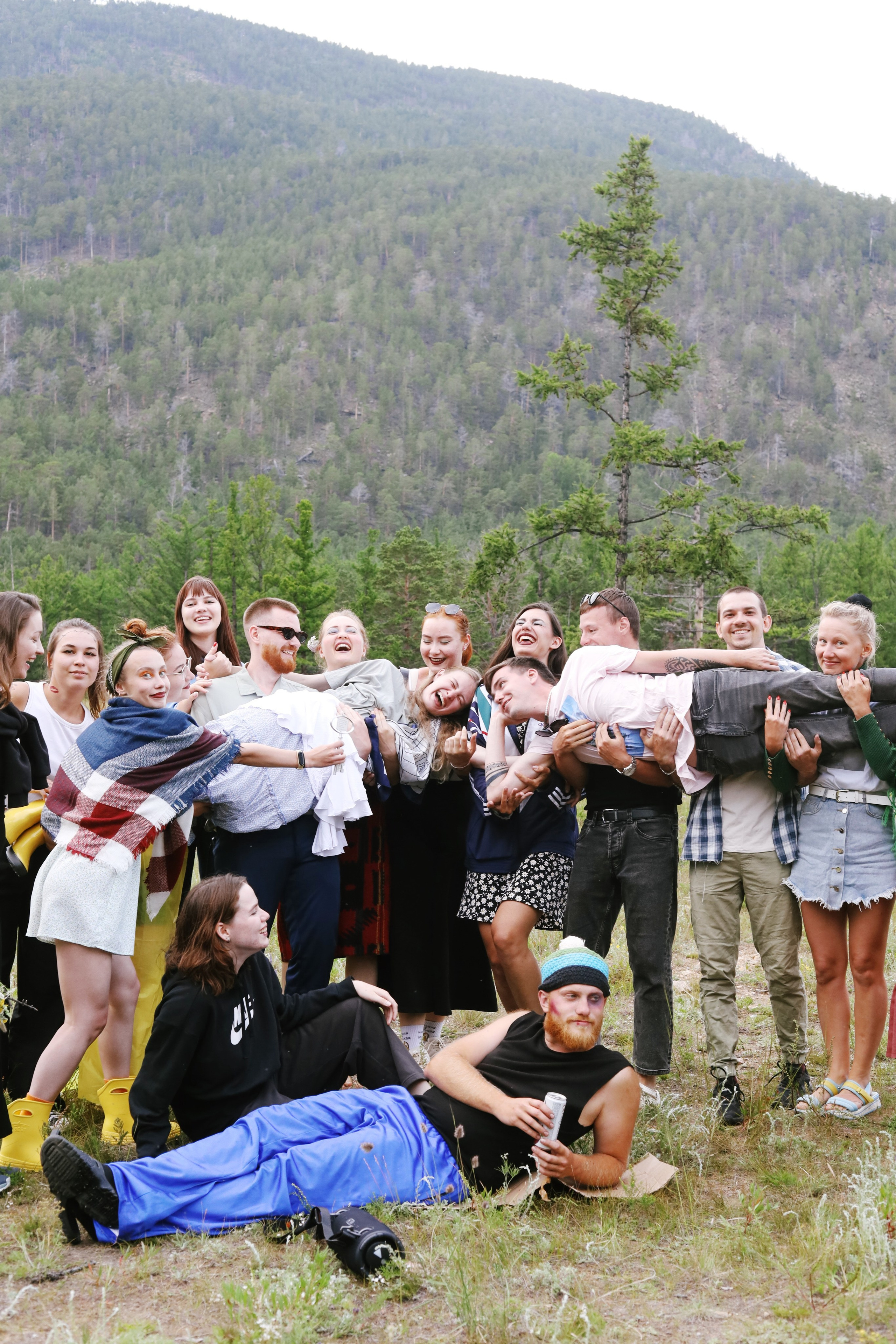 Лето 2024 / палатки. 1642 — первый лагерь для взрослых на Байкале