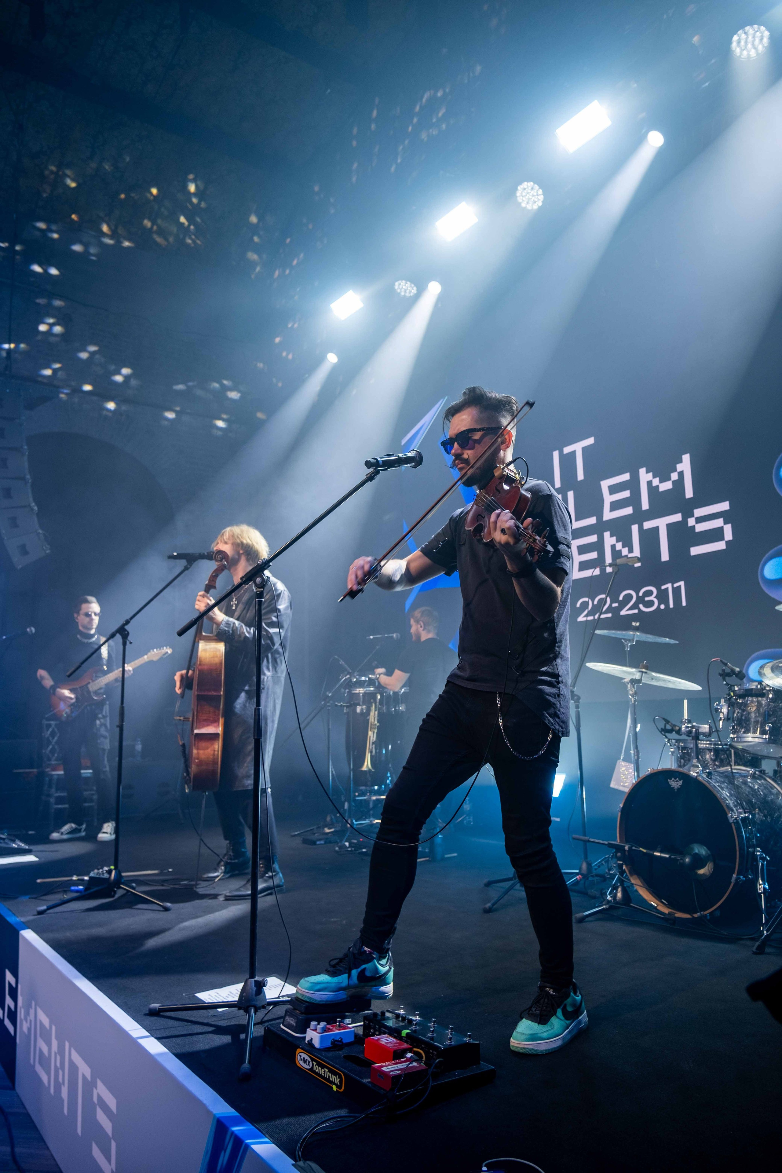 Альбом конференция. Фото тур