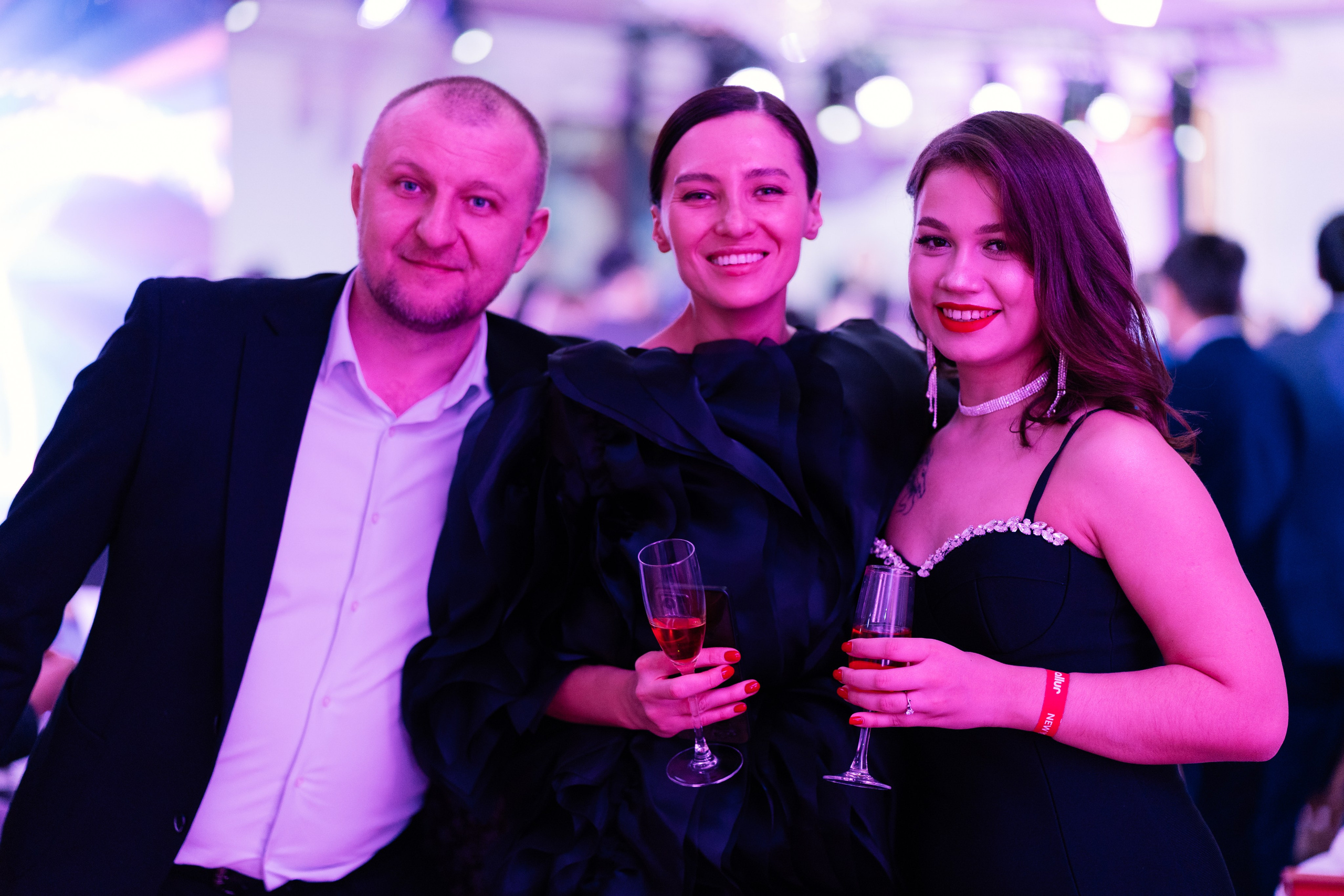 Корпоратив Allure 2023. Репортажный фотограф в Астане — Диана Калтаева, портретный фотограф